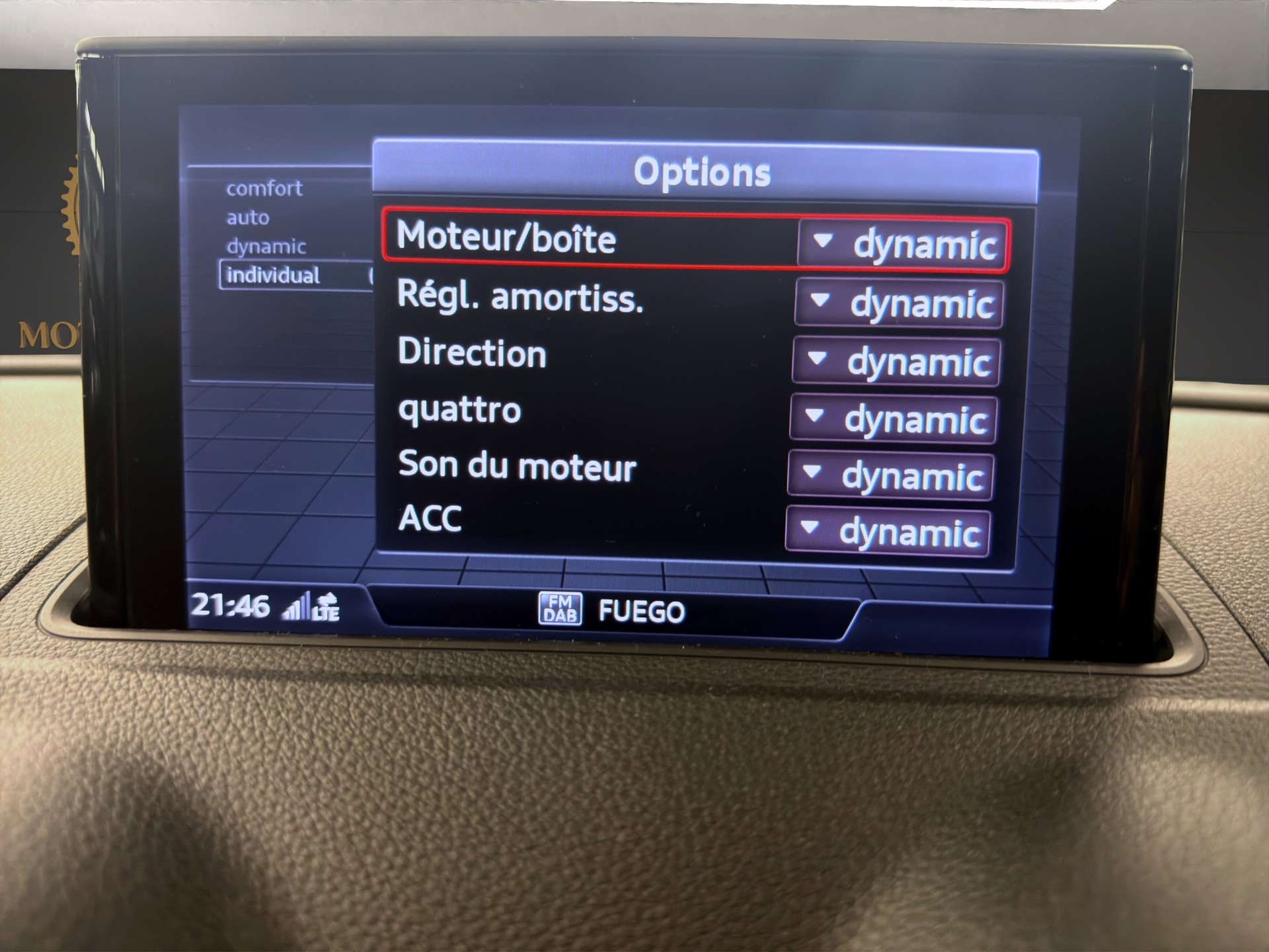 AUDI RS3 Limousine 2.5 TSI quattro S-tronic-image-19