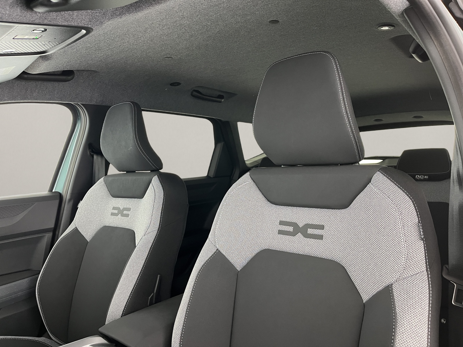 DACIA Bigster 1.2 Hybrid Journey 4WD-image-14