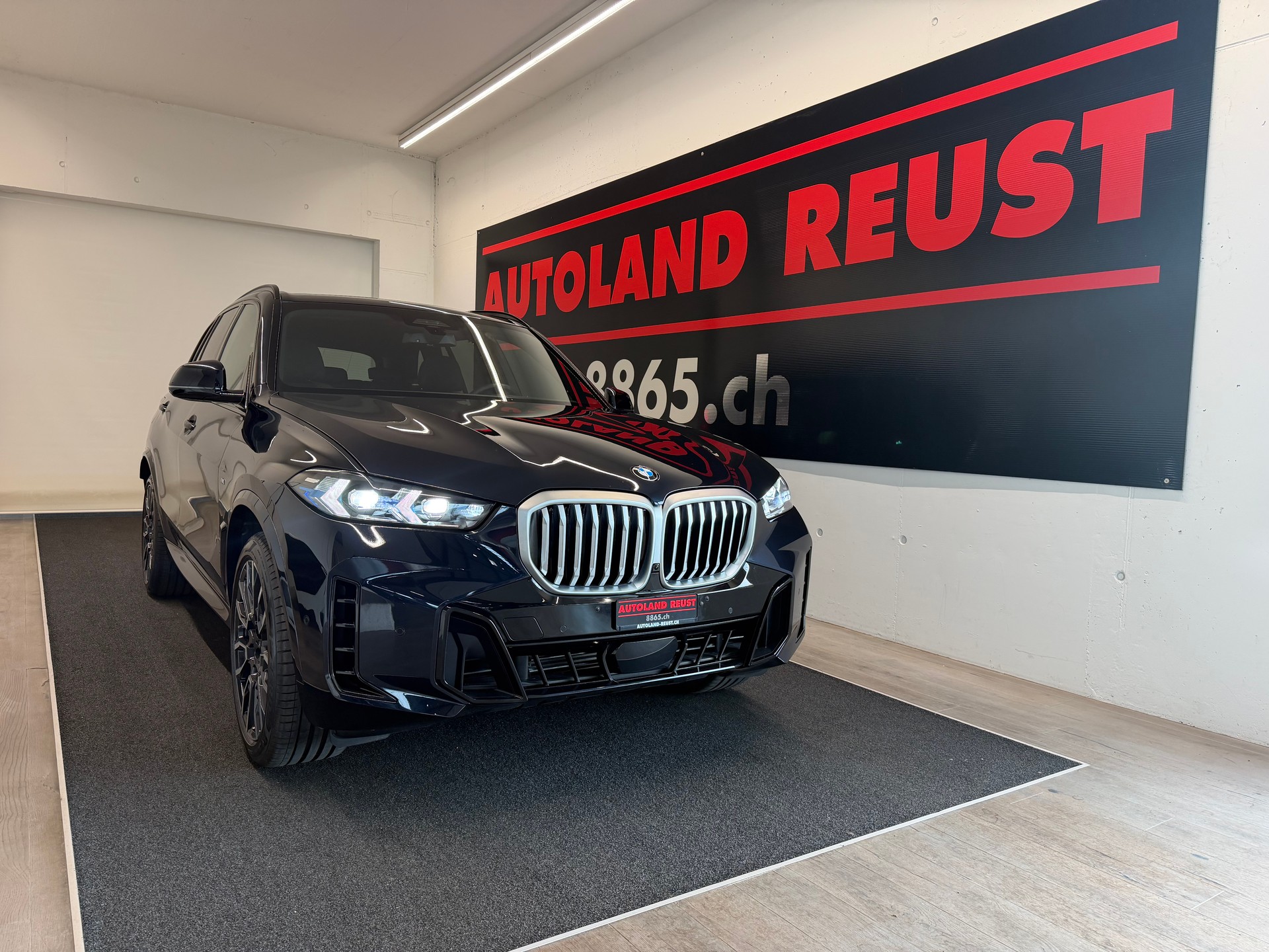 BMW X5 xDrive 48V 40d M Sport Steptronic-image-0