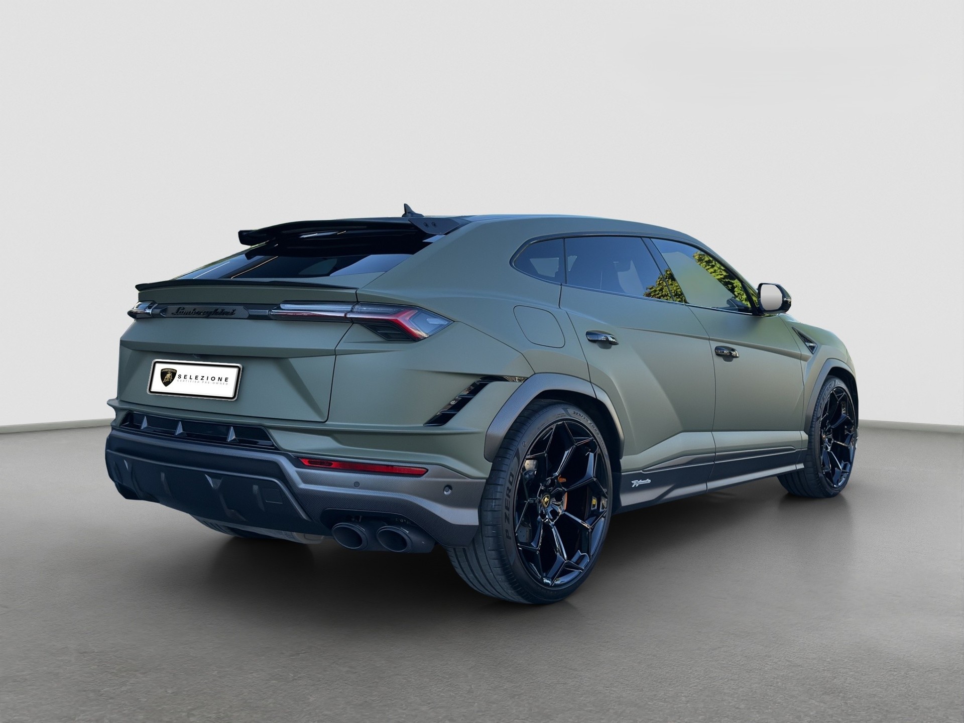 LAMBORGHINI Urus Performante E-Gear-image-2