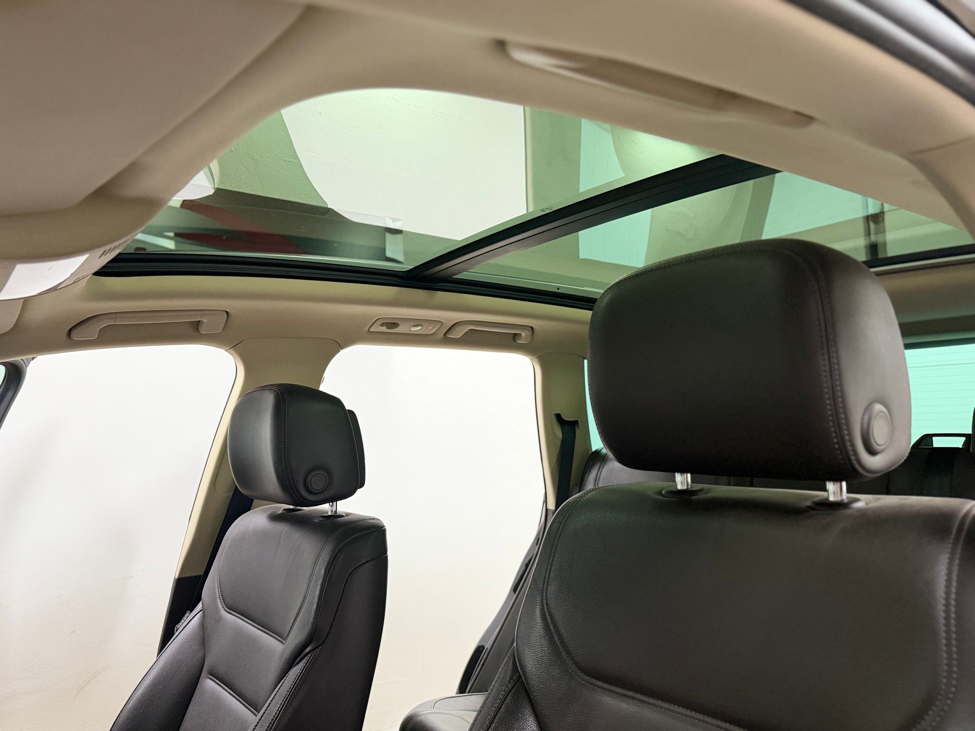 VW Touareg 3.0 TDI BlueMotion Technology Tiptronic-image-10