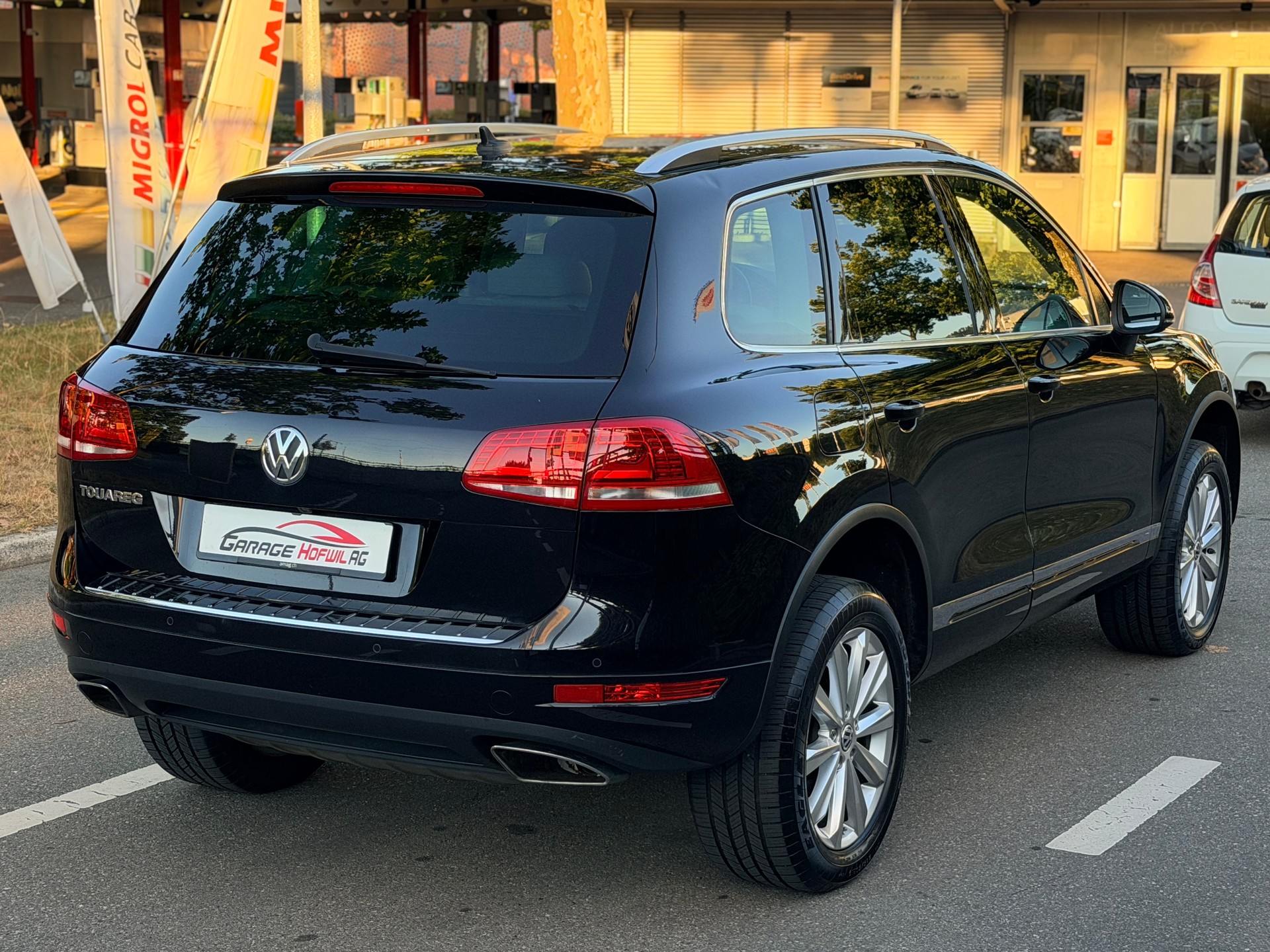 VW Touareg 3.0 TDI BlueMotion Technology Tiptronic-image-5