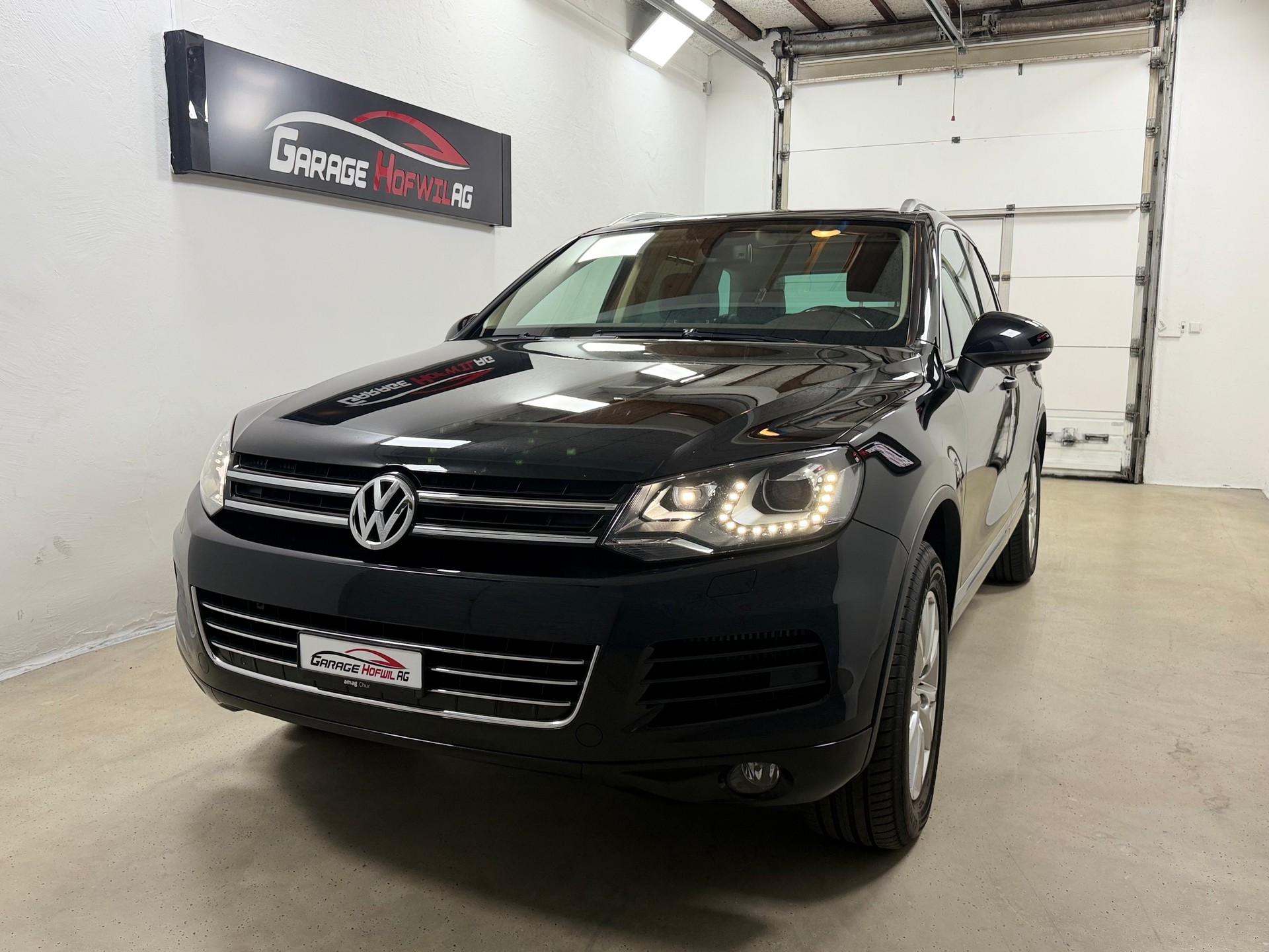 VW Touareg 3.0 TDI BlueMotion Technology Tiptronic-image-1