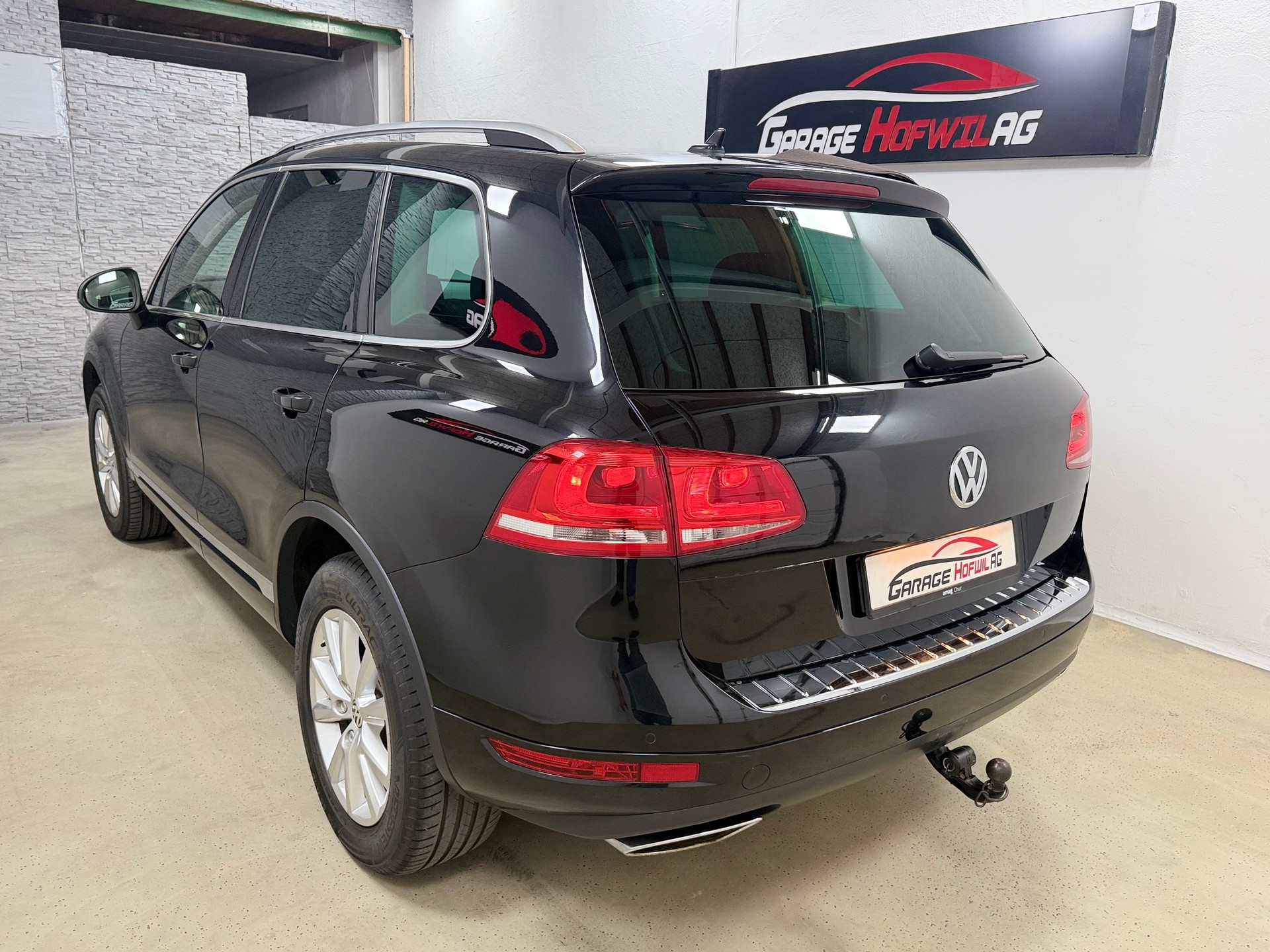 VW Touareg 3.0 TDI BlueMotion Technology Tiptronic-image-5