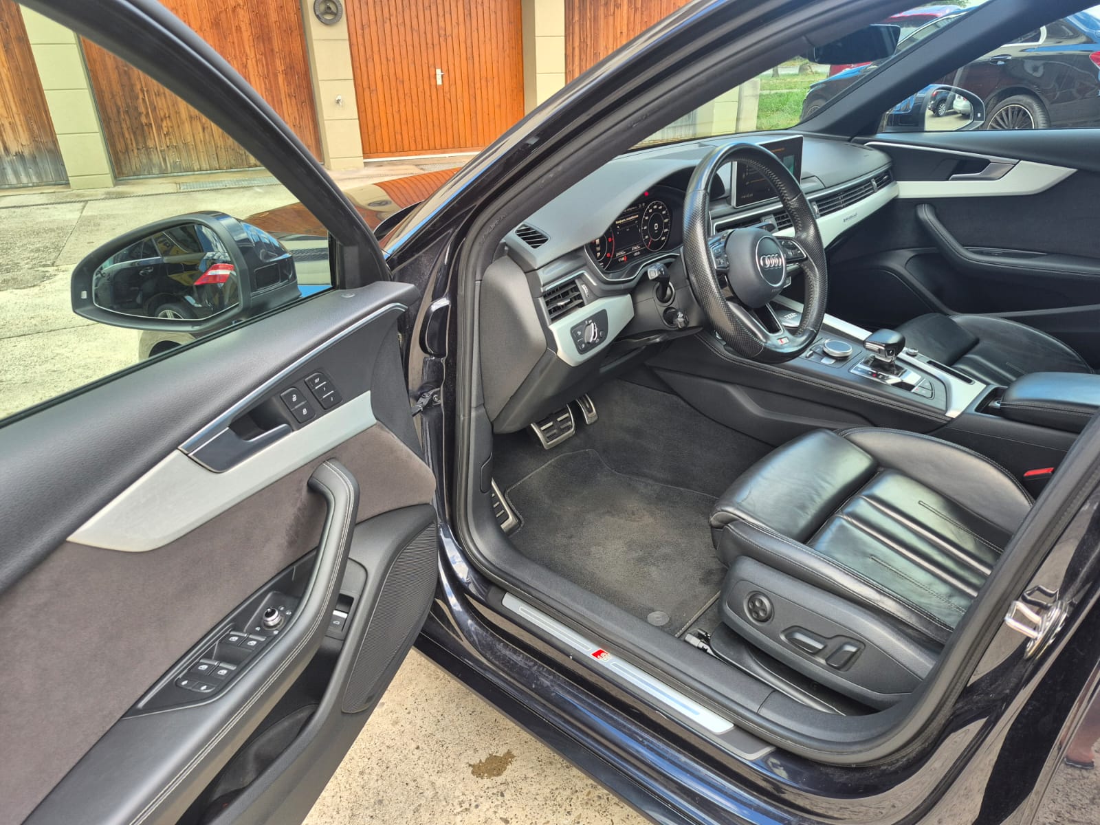 AUDI A4 Limousine 3.0 TDI Sport quattro S-tronic-image-10
