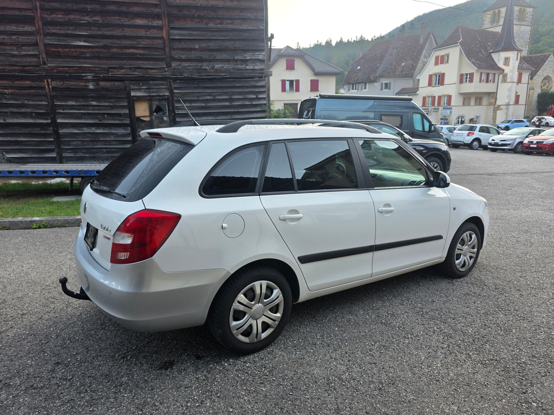 SKODA Fabia 1.6 TDI Ambiente-image-3