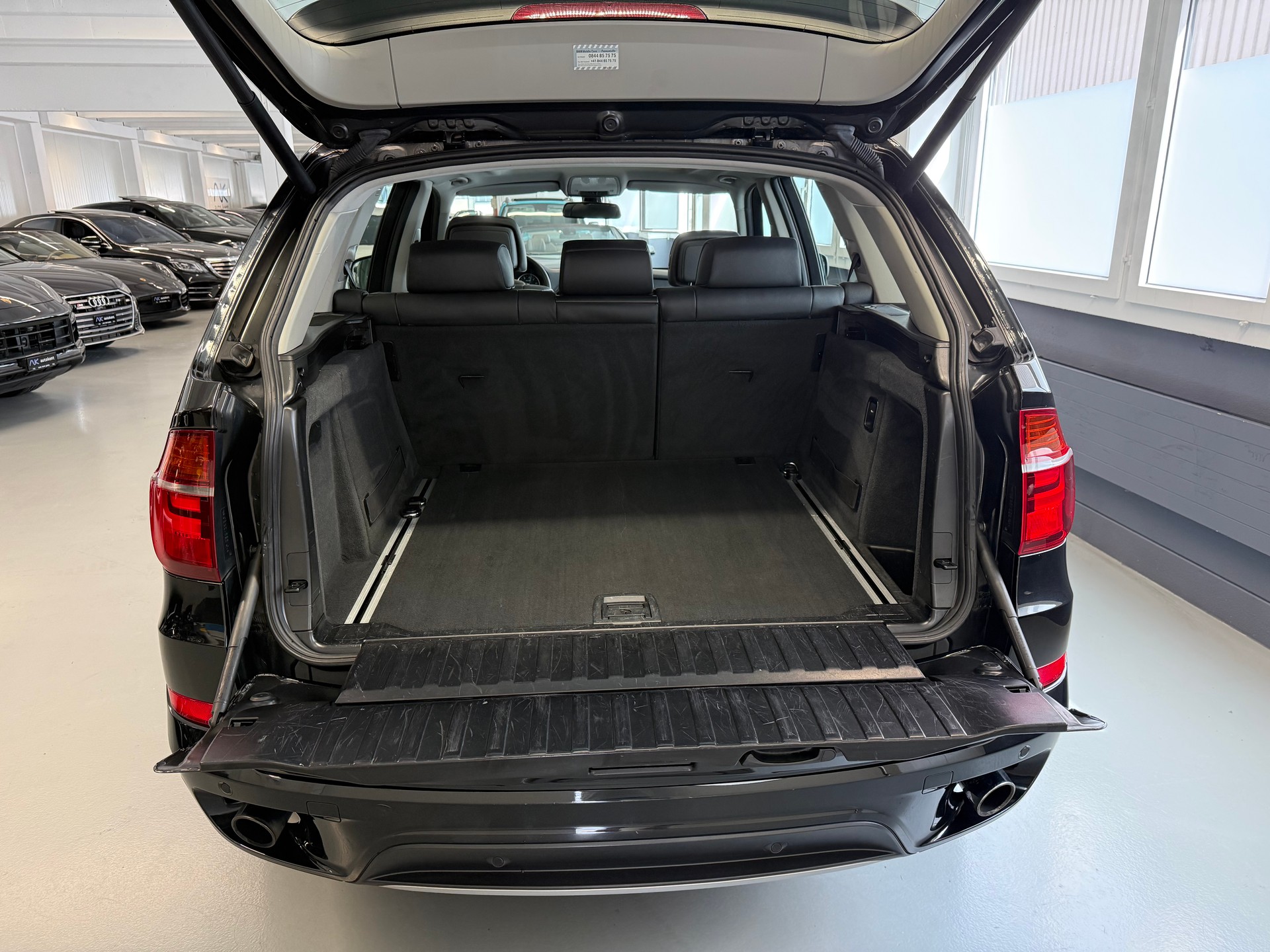 BMW X5 xDrive 35i Steptronic-image-5