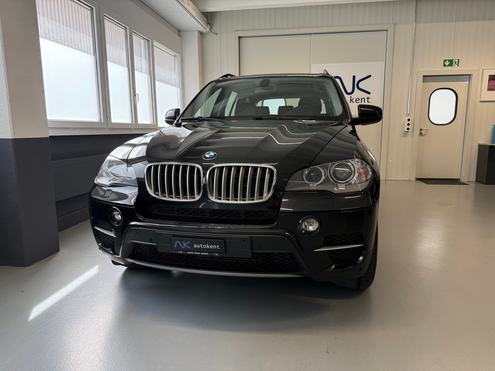 BMW X5 xDrive 35i Steptronic-image-1