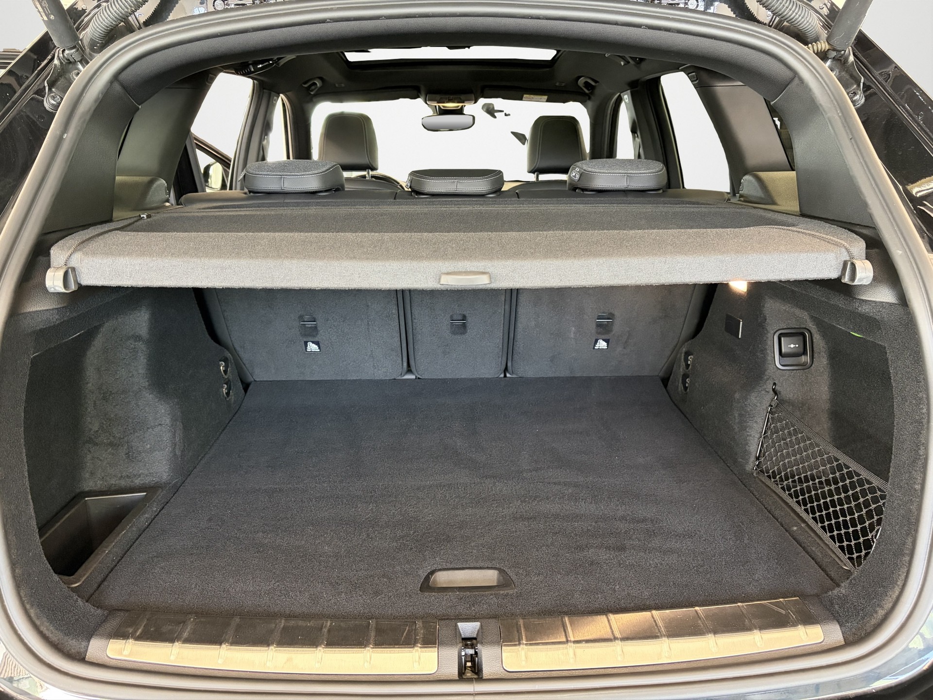 BMW X1 xDrive 25e M Sport Steptronic-image-17