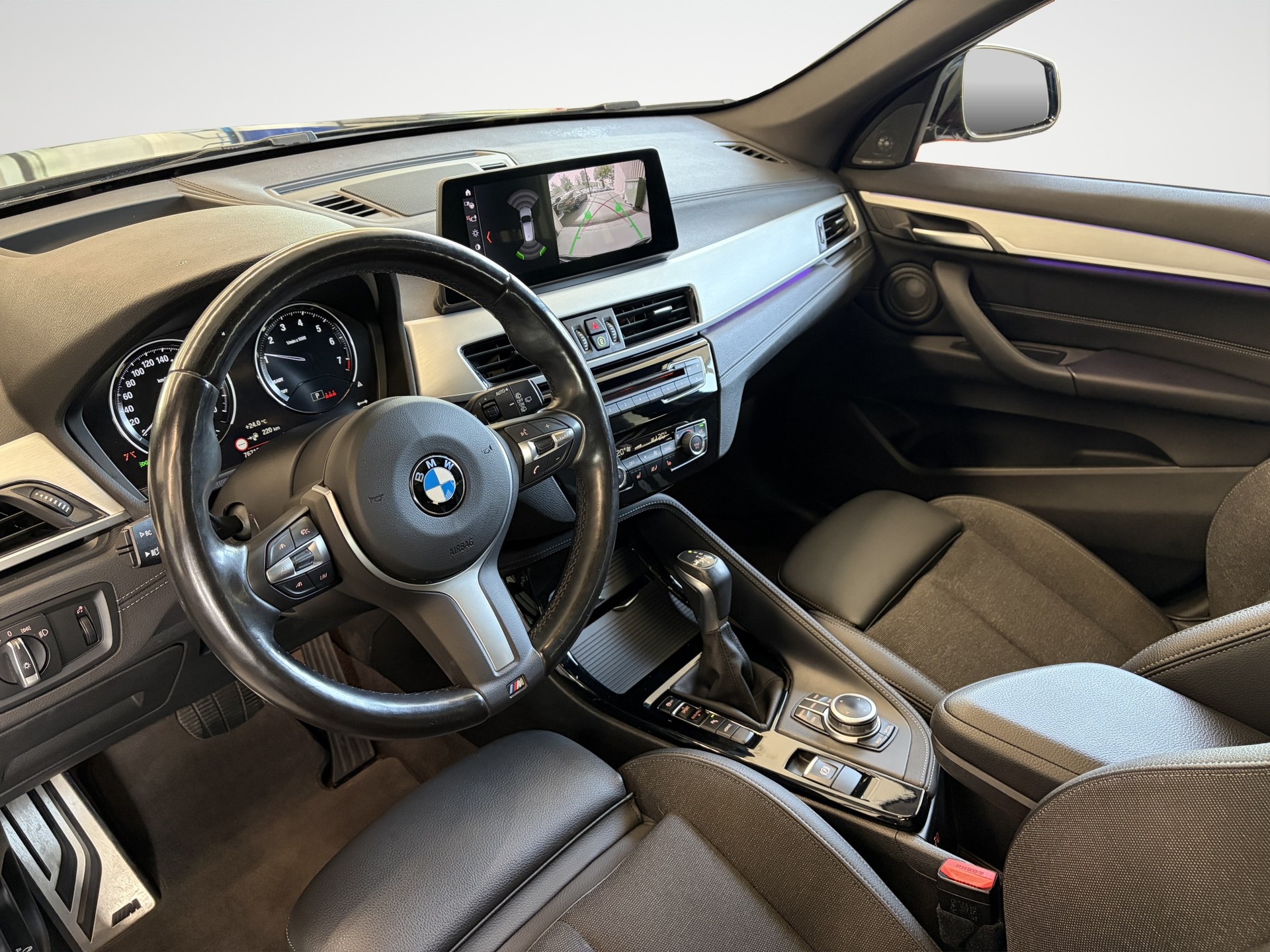 BMW X1 xDrive 25e M Sport Steptronic-image-8