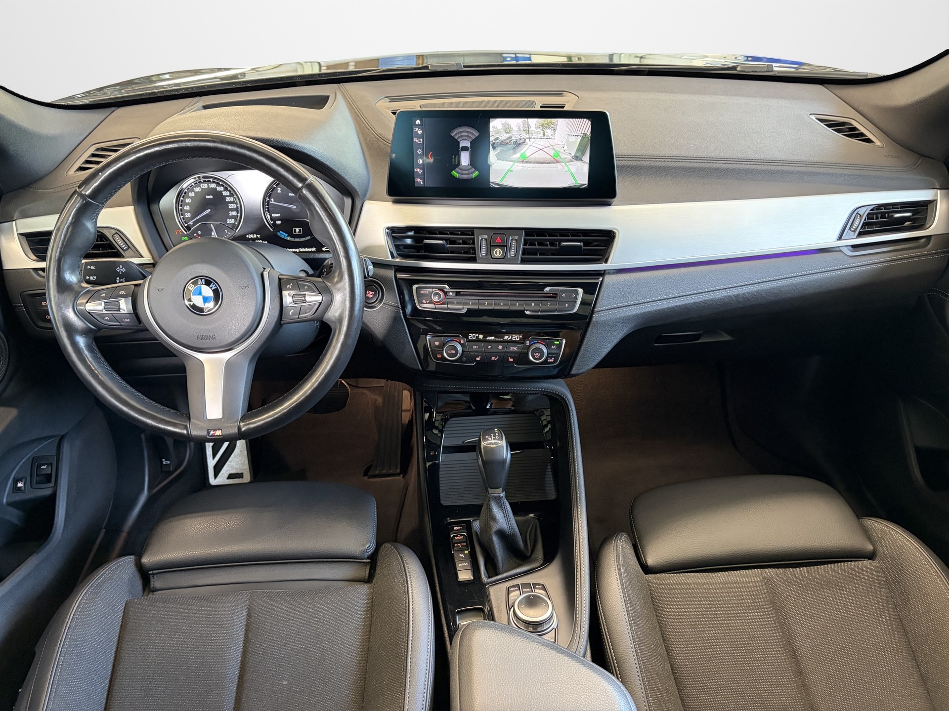 BMW X1 xDrive 25e M Sport Steptronic-image-10