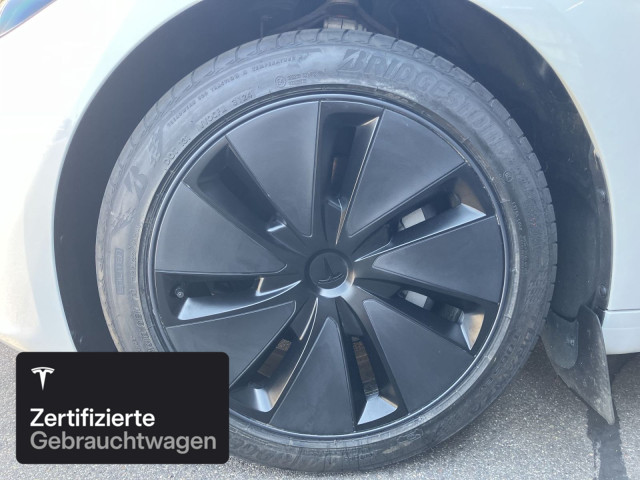 TESLA Model 3 Rear-Wheel Drive-image-4