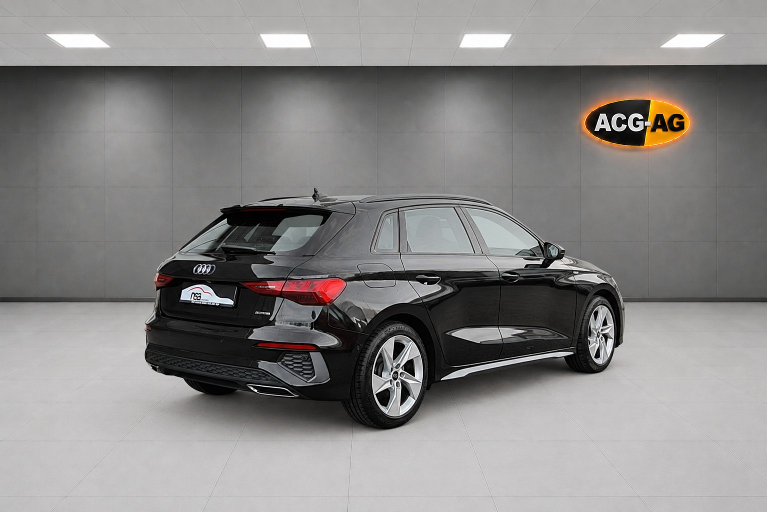 AUDI A3 Sportback 40 TDI S line S-tronic quattro ** 200 PS ** Teil-Leder ** Gr-Navi ** RF-Kamera ** Abstandsregelsysteme **-image-6
