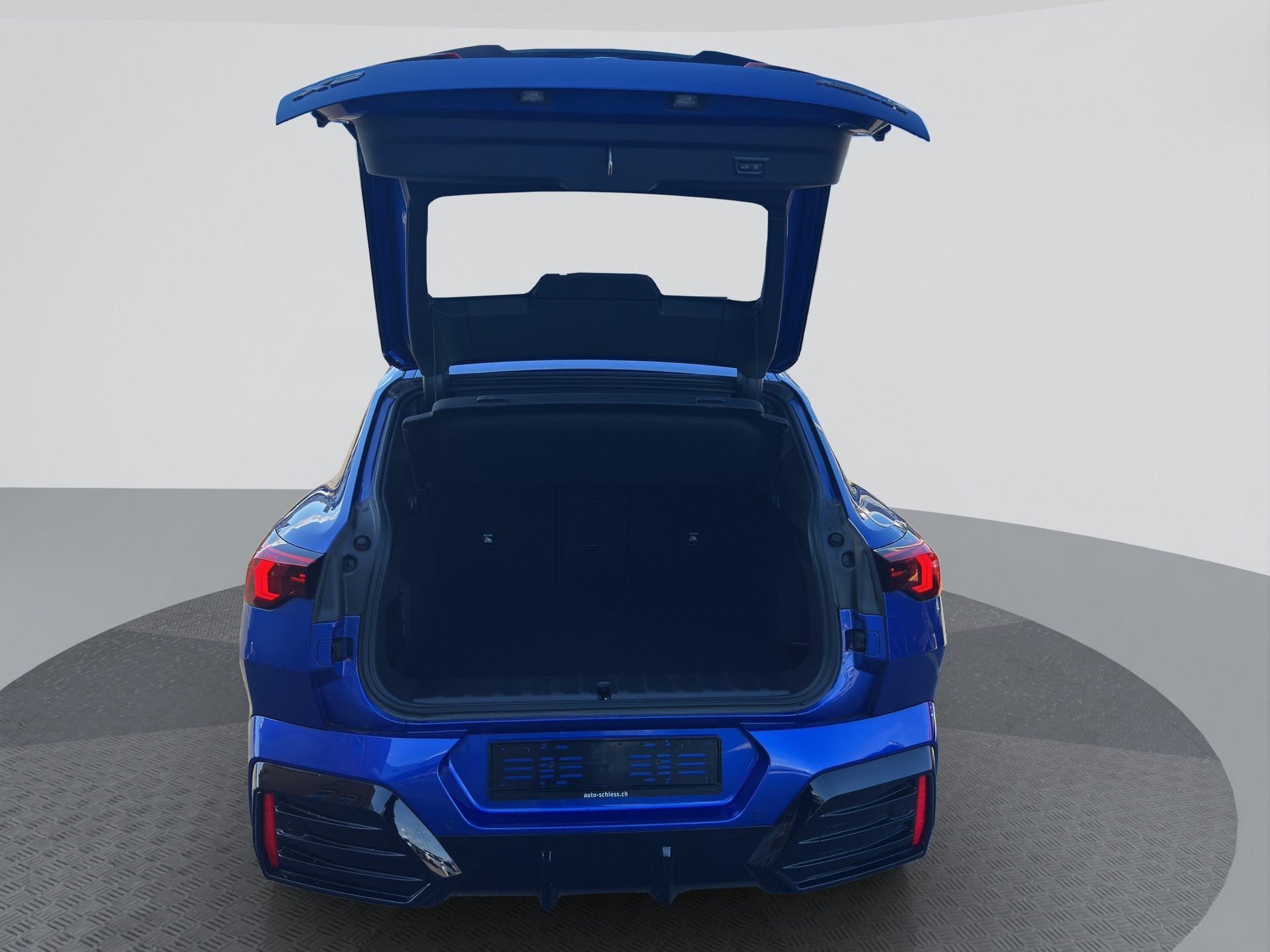 BMW X2 xDrive 20d M Sport Pro Shadow Line-image-5
