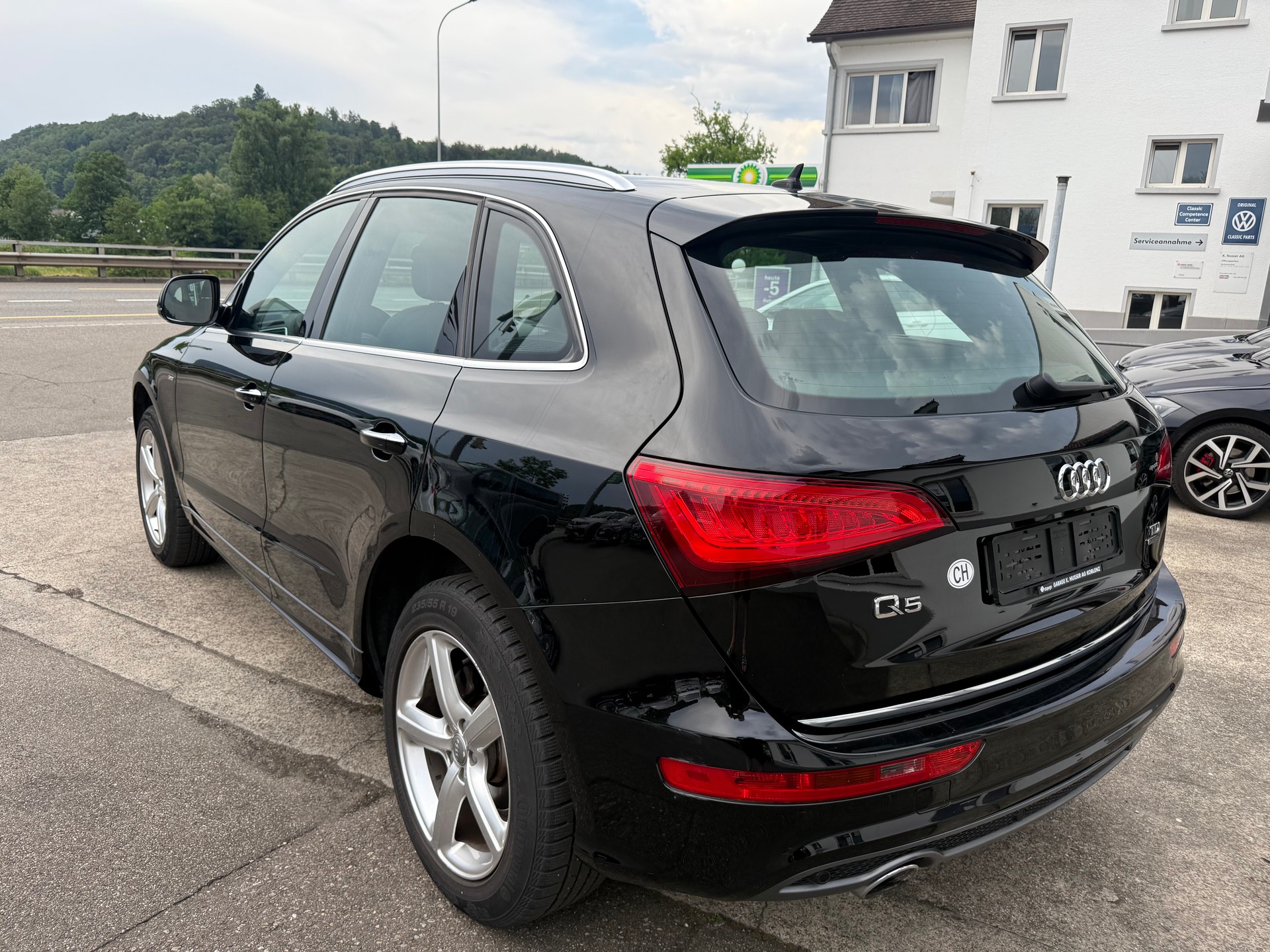 AUDI Q5 2.0 TDI quattro S-tronic-image-6