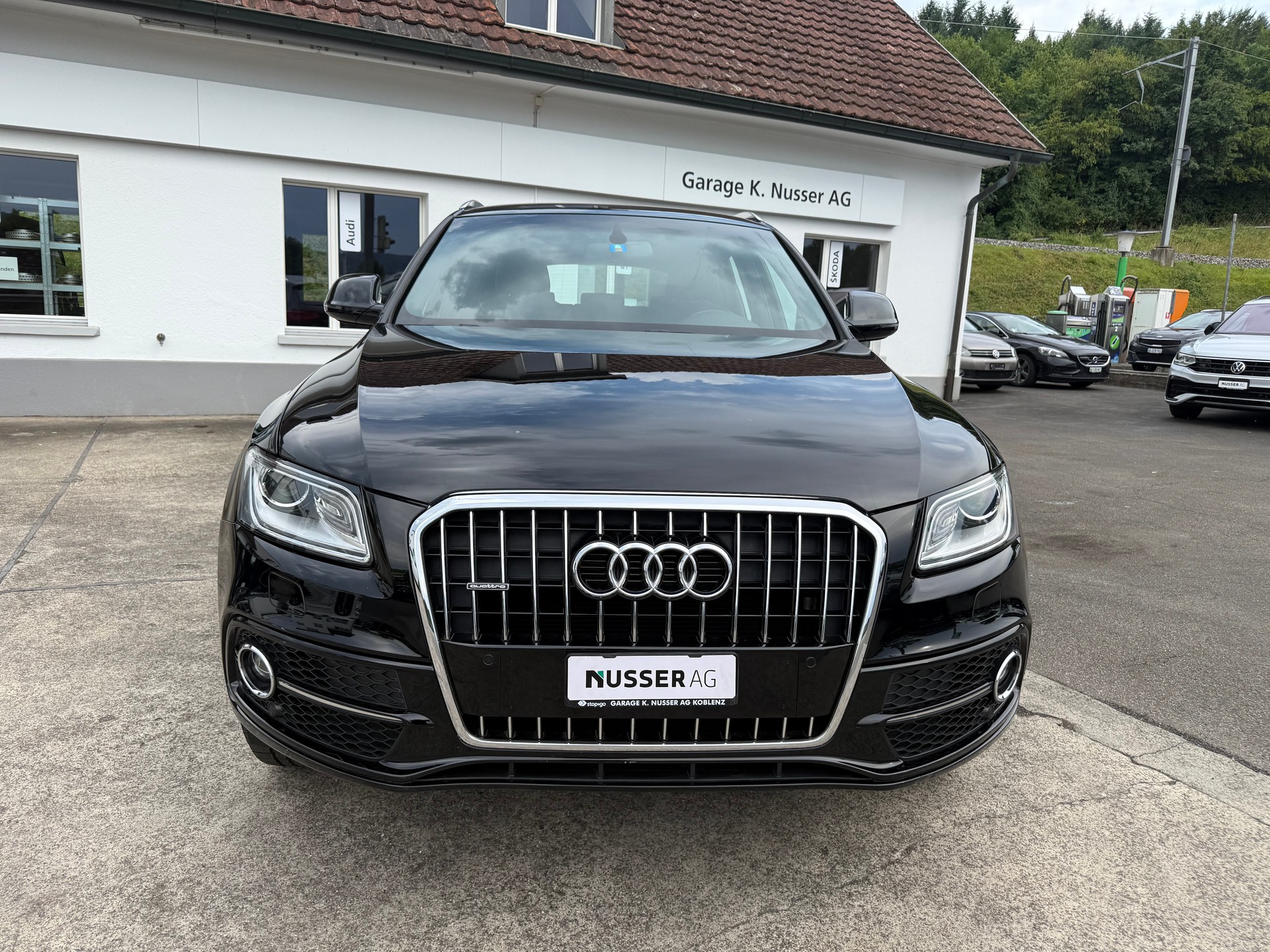 AUDI Q5 2.0 TDI quattro S-tronic-image-1