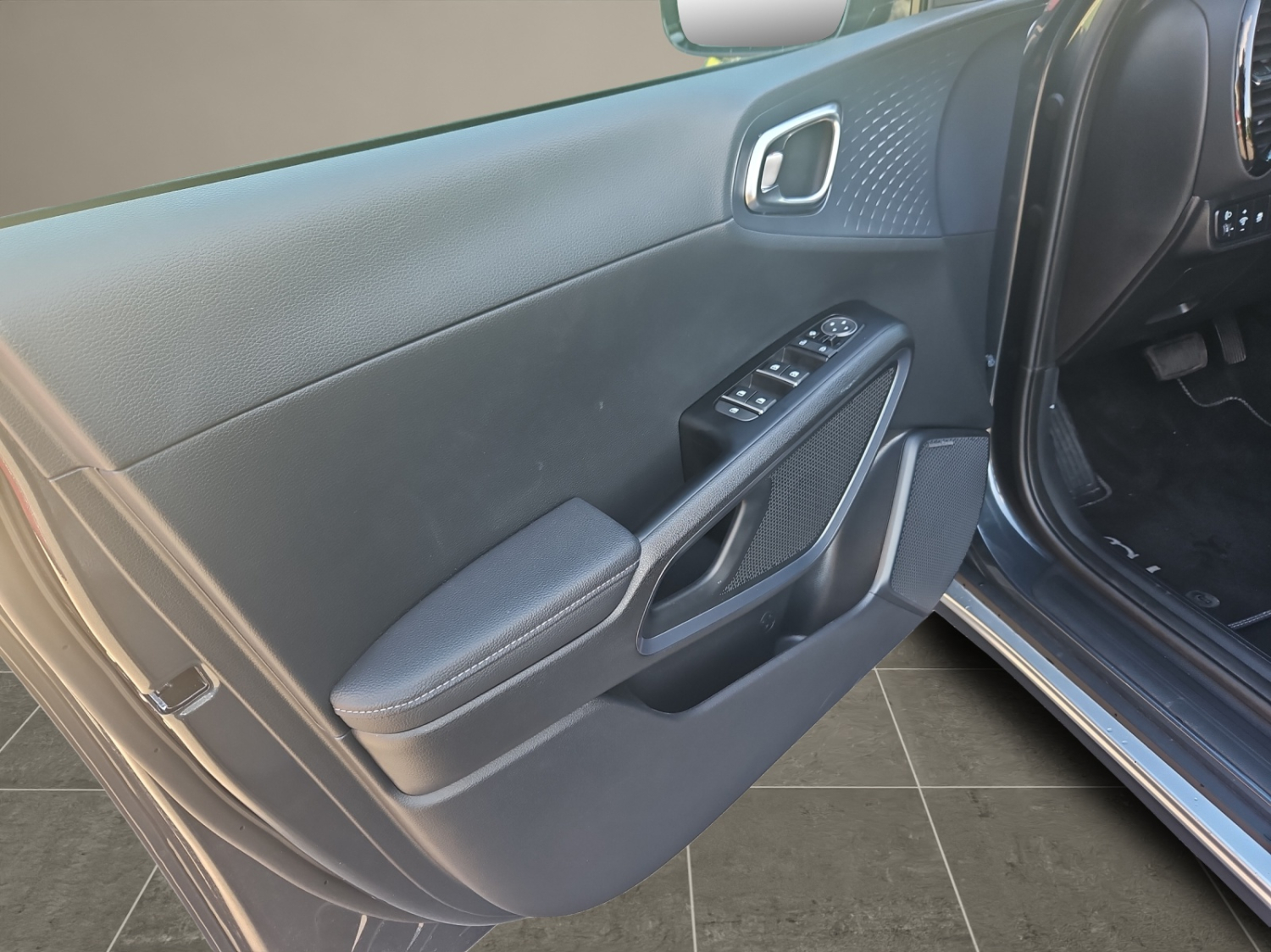 KIA e-Soul Style-image-12