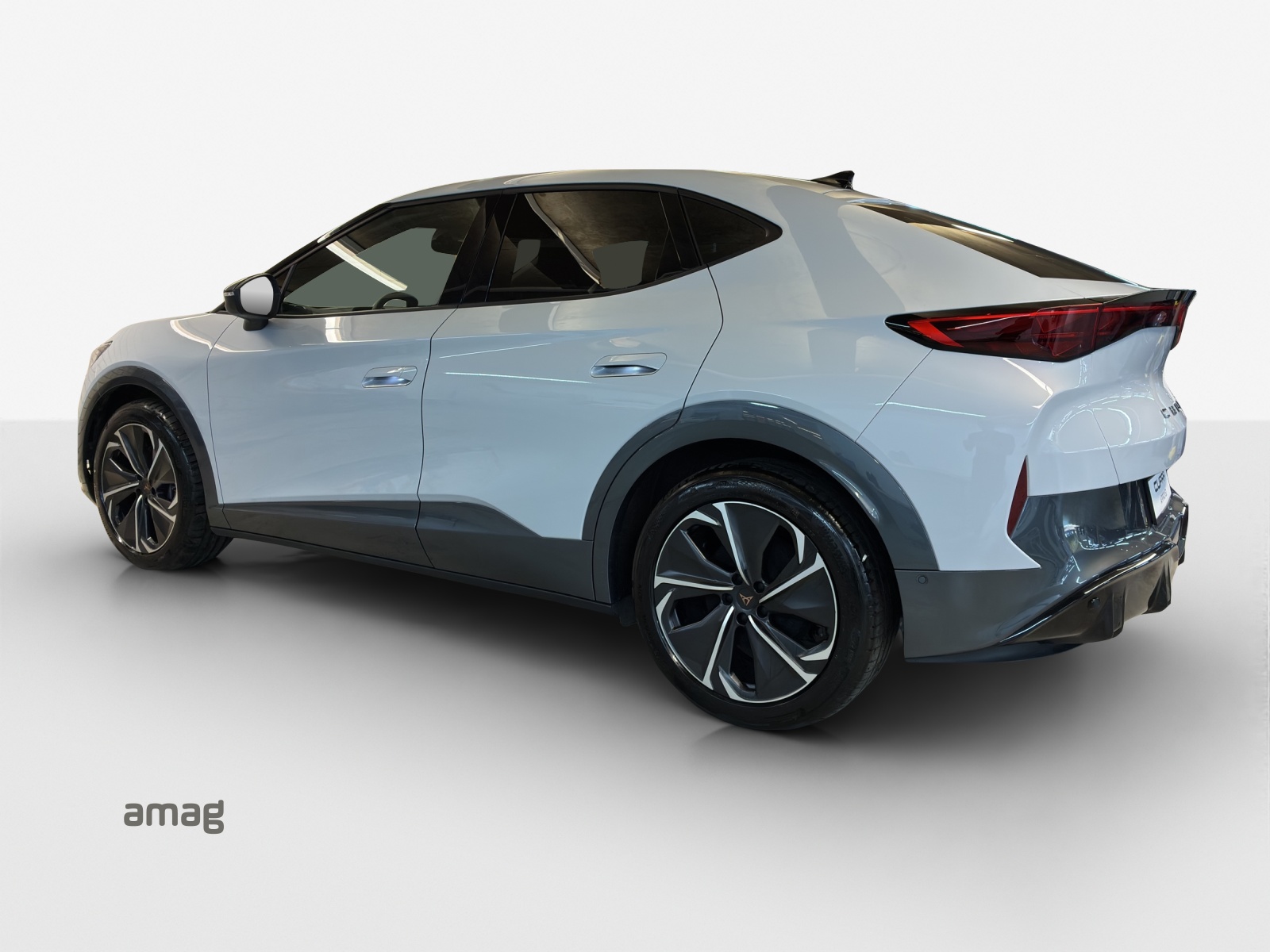 CUPRA Tavascan Type 8 77 kWh VZ-image-2