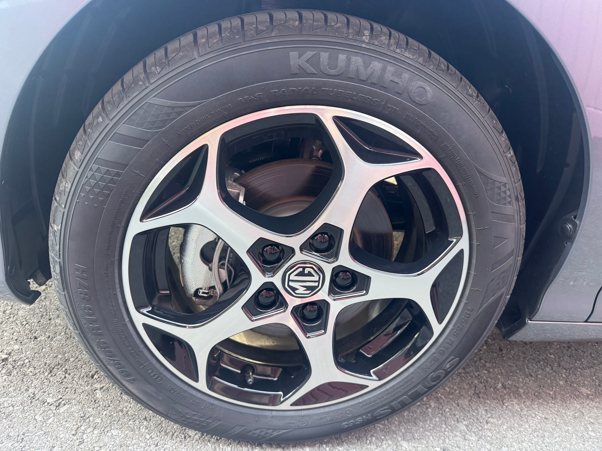 MG 3 1.5 Hybrid Luxury Aut.-image-2