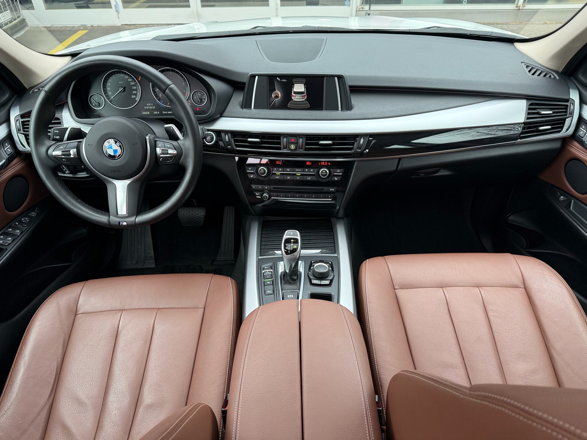 BMW X5 xDrive 35i Steptronic | CH | Leder Braun | Panorama | -image-20