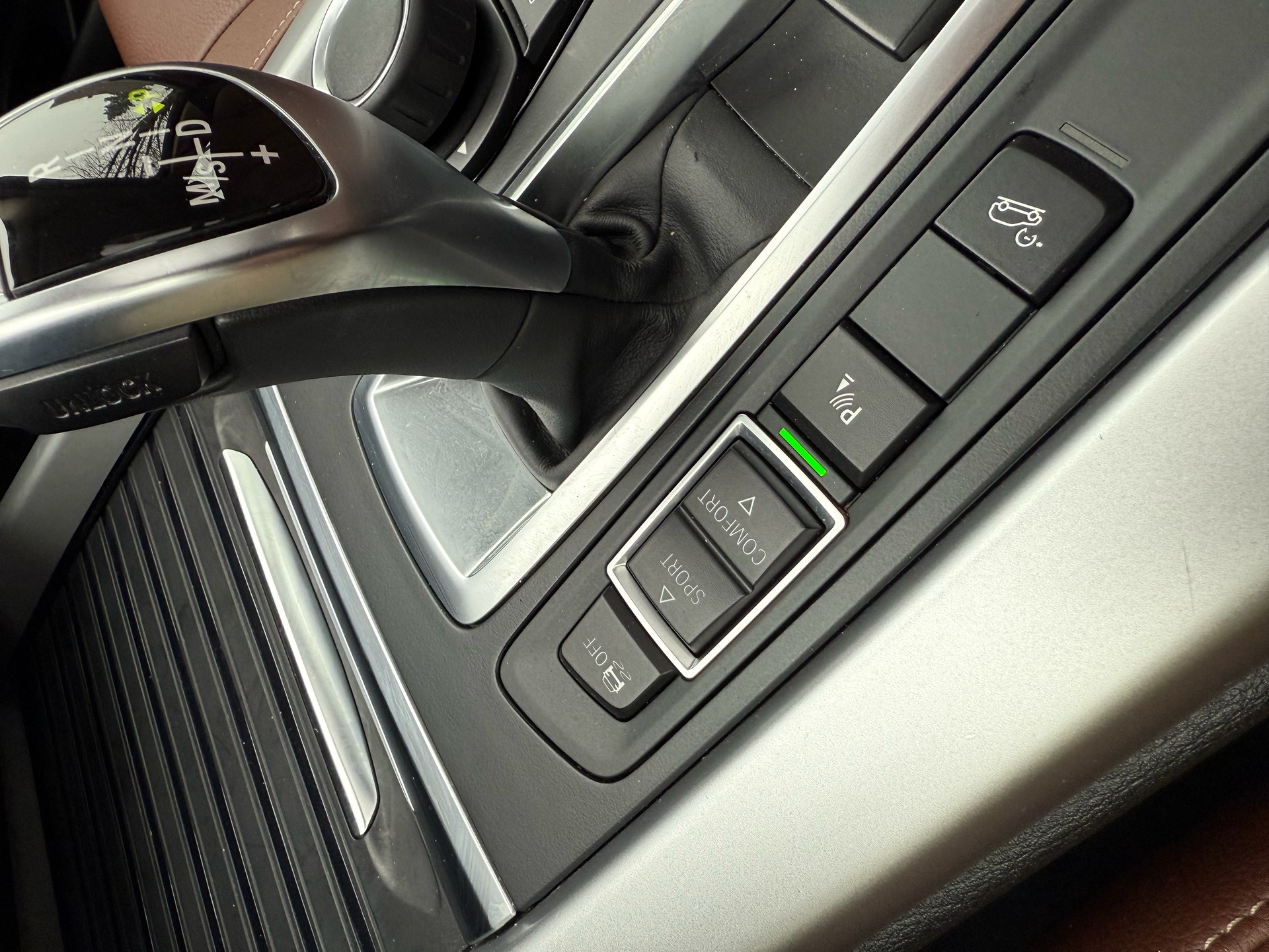 BMW X5 xDrive 35i Steptronic | CH | Leder Braun | Panorama | -image-18