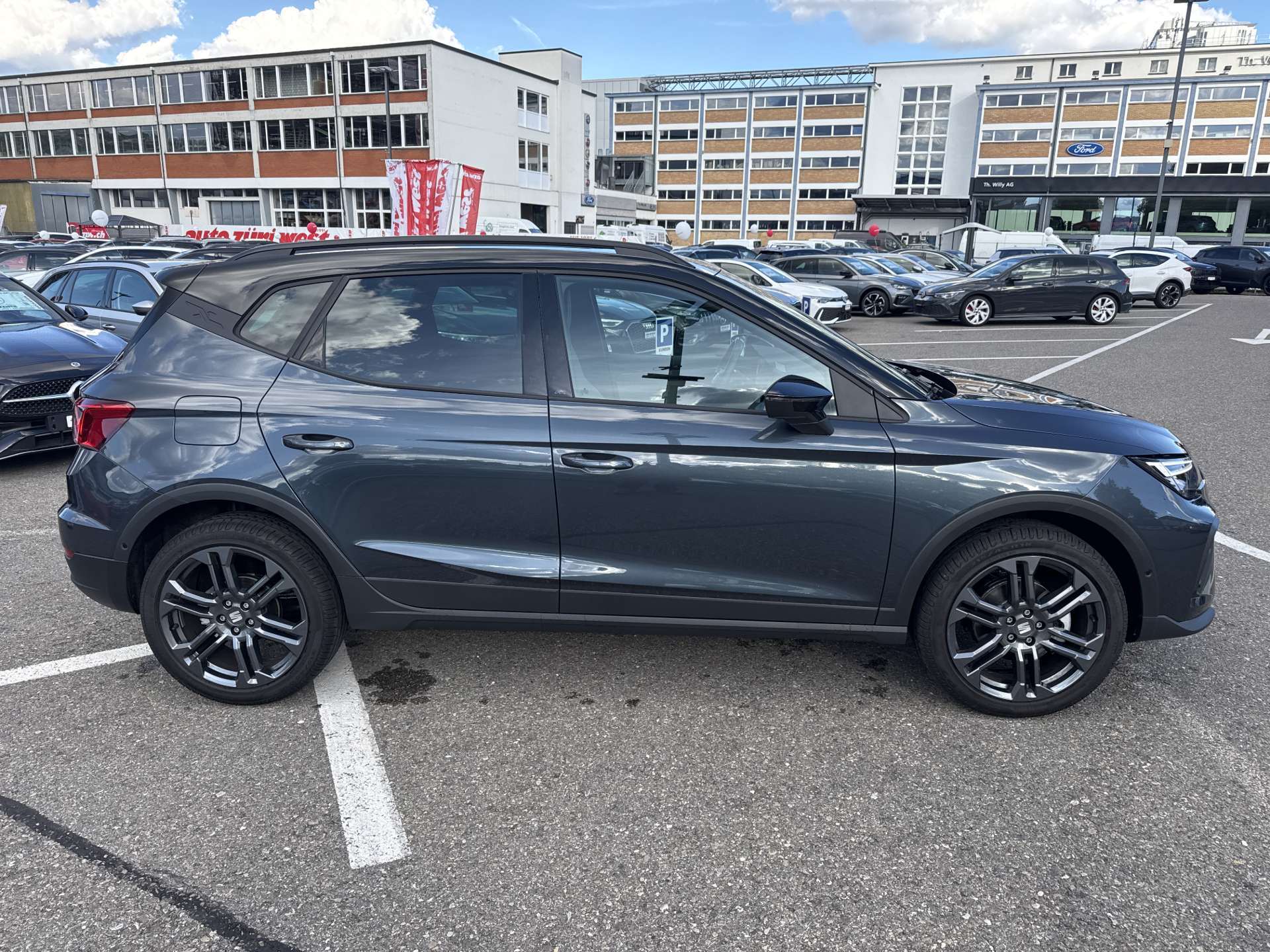 SEAT Arona 1.5 Eco TSi FR DSG-Automat-image-10