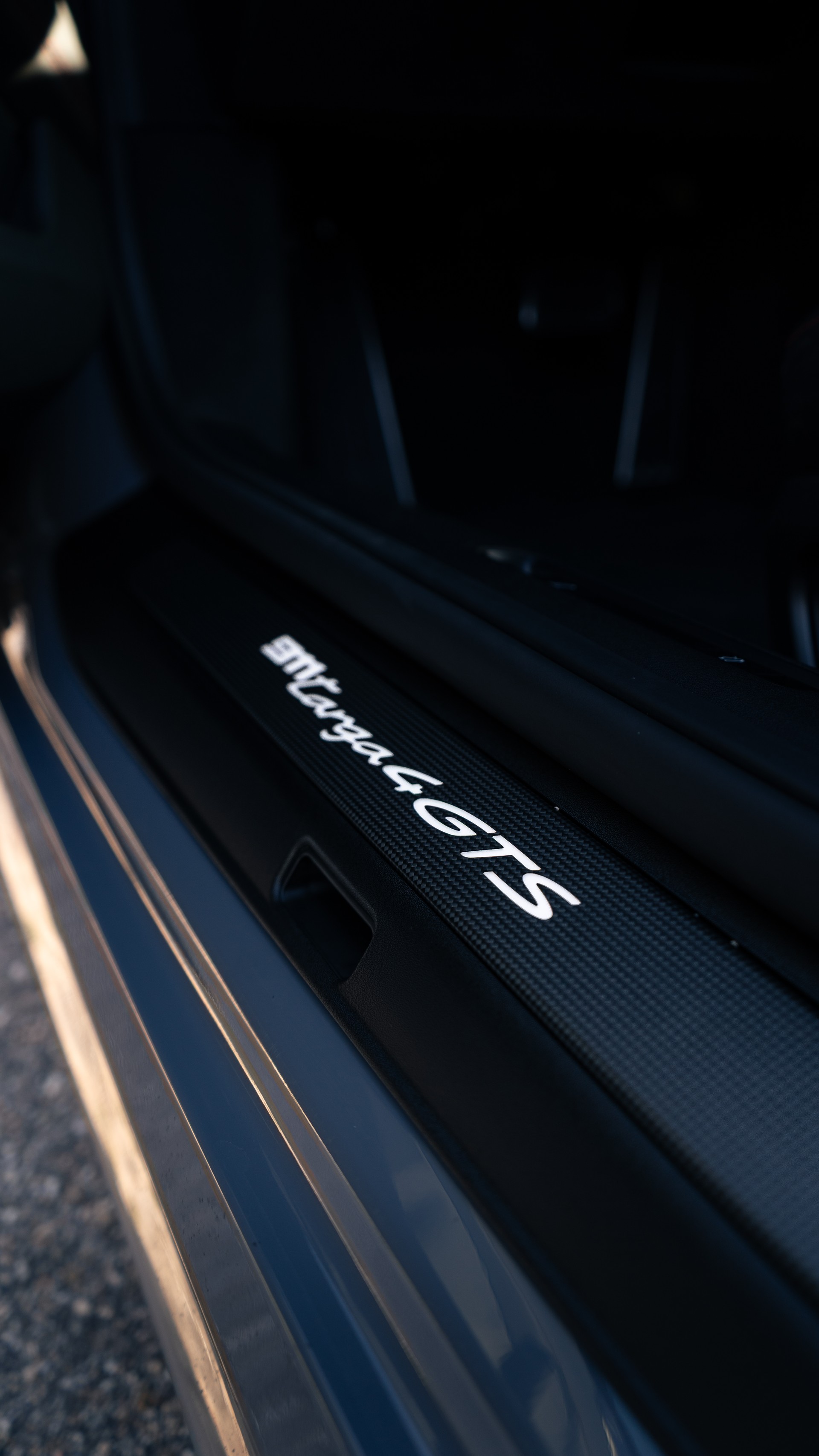 PORSCHE Targa 4 GTS-image-1