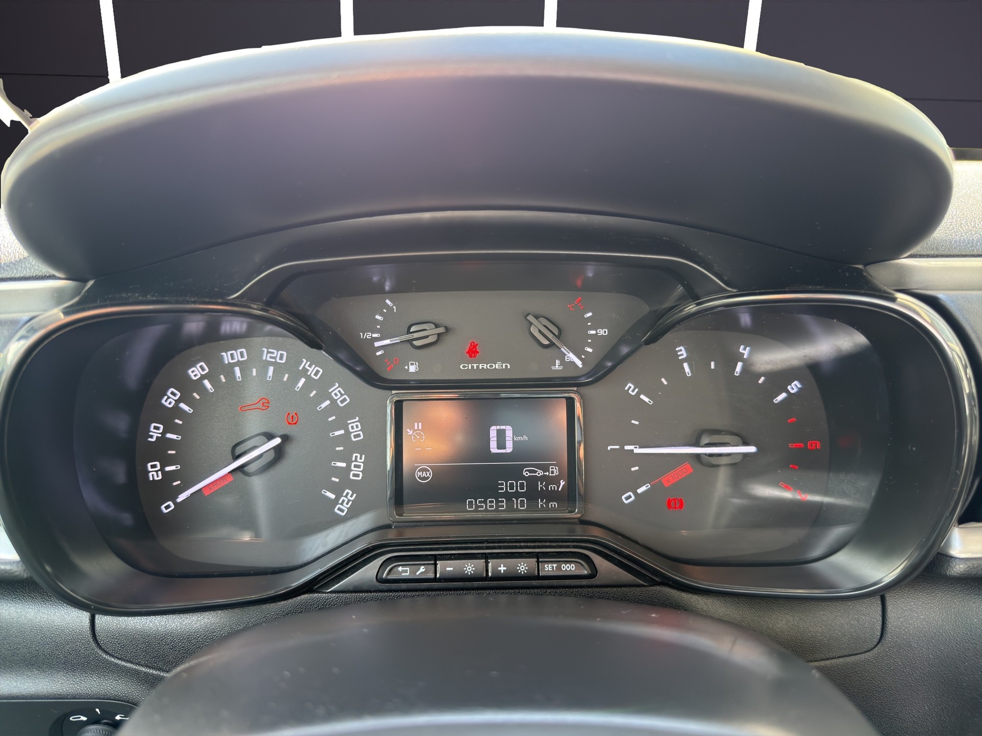 CITROEN C3 1.2 Swiss Edition+-image-8