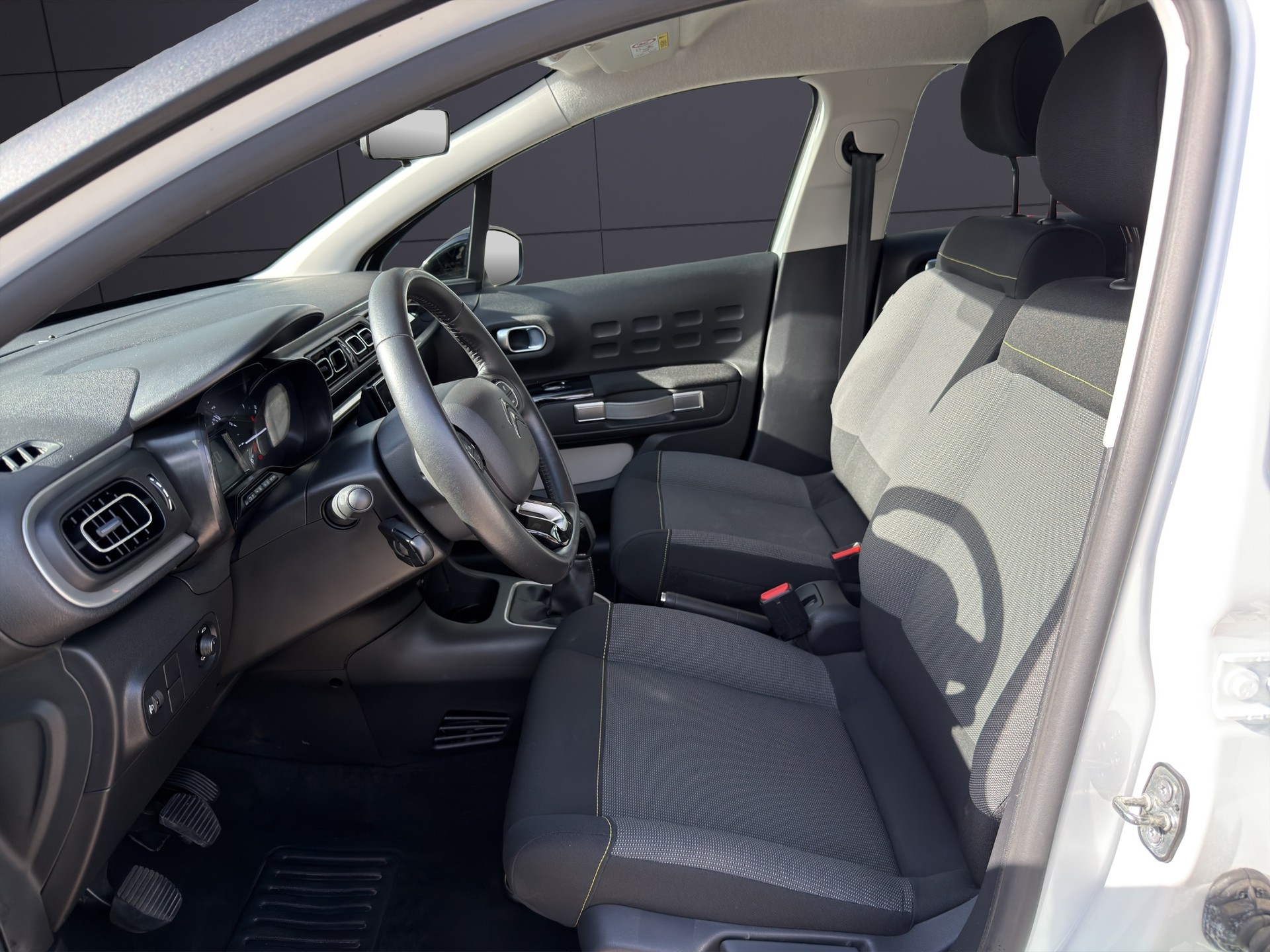CITROEN C3 1.2 Swiss Edition+-image-5