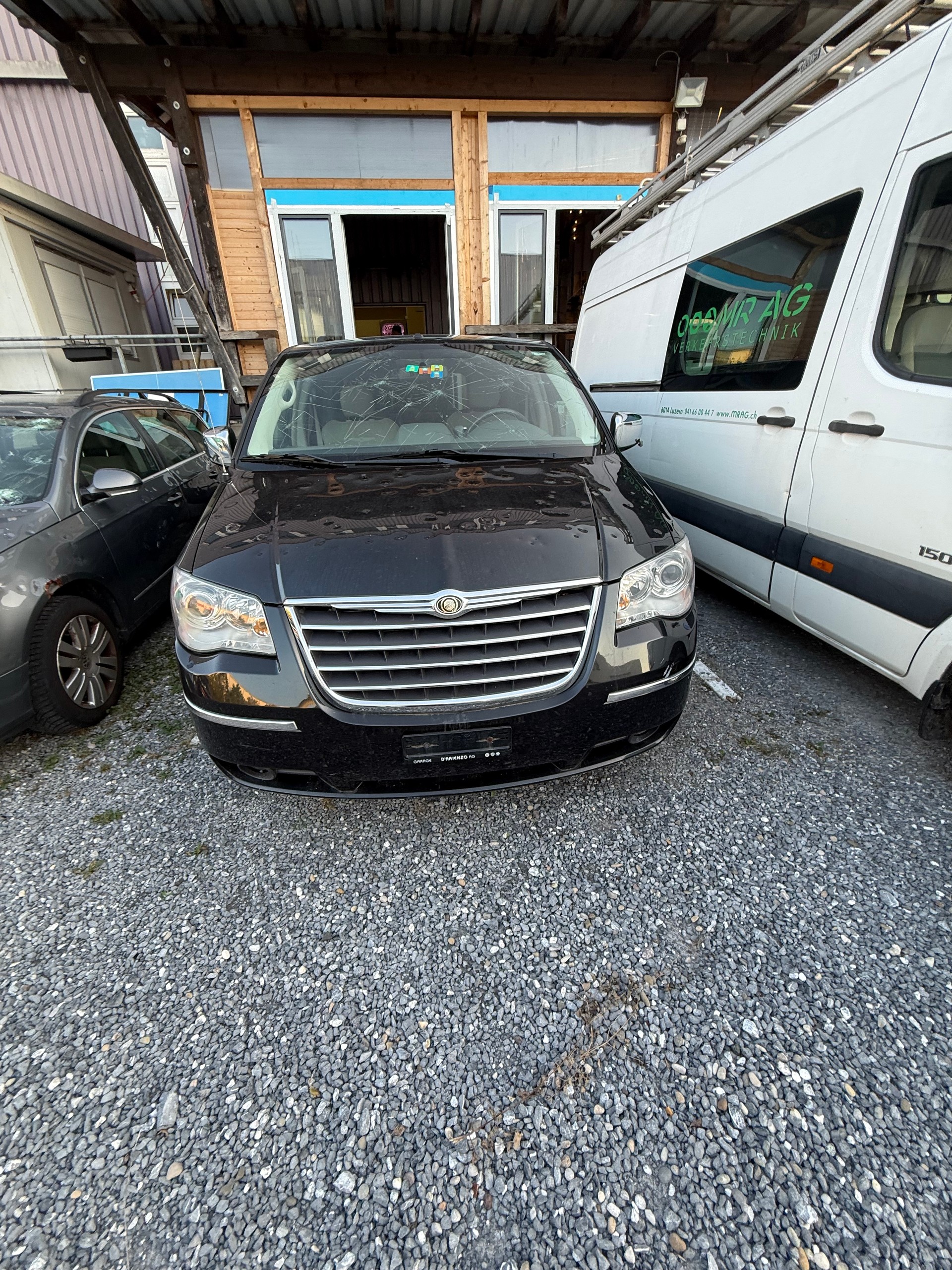 CHRYSLER Tön& Country 4.0 l Benziner-image-1