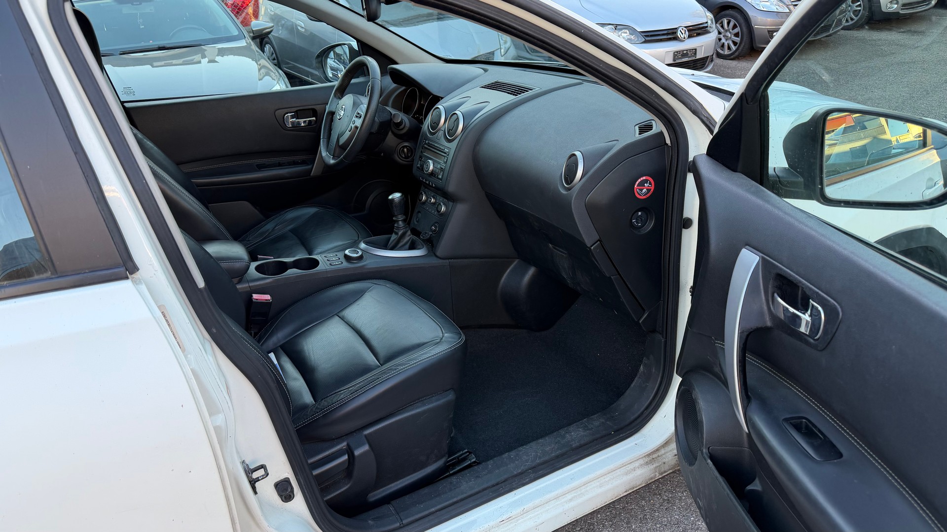 NISSAN Qashqai 2.0 4WD tekna-image-4