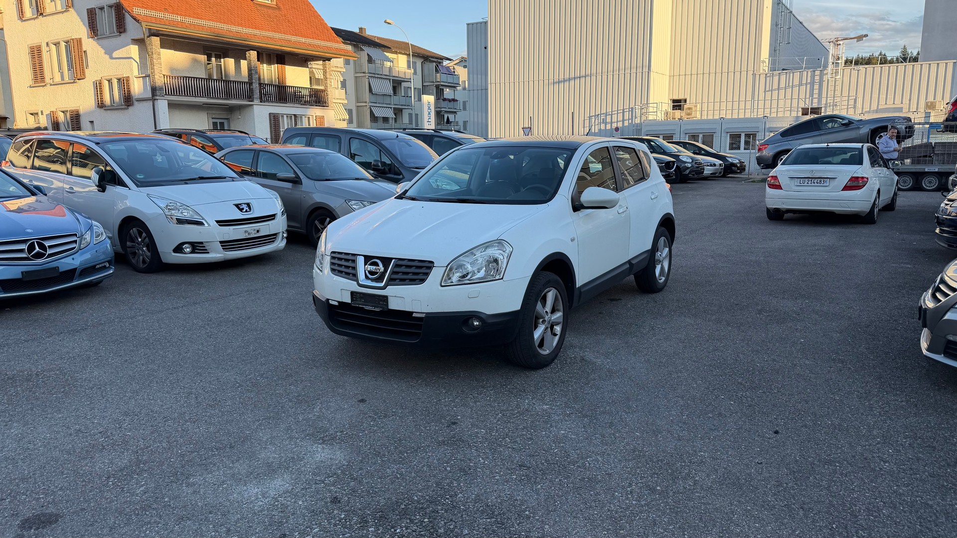 NISSAN Qashqai 2.0 4WD tekna-image-0