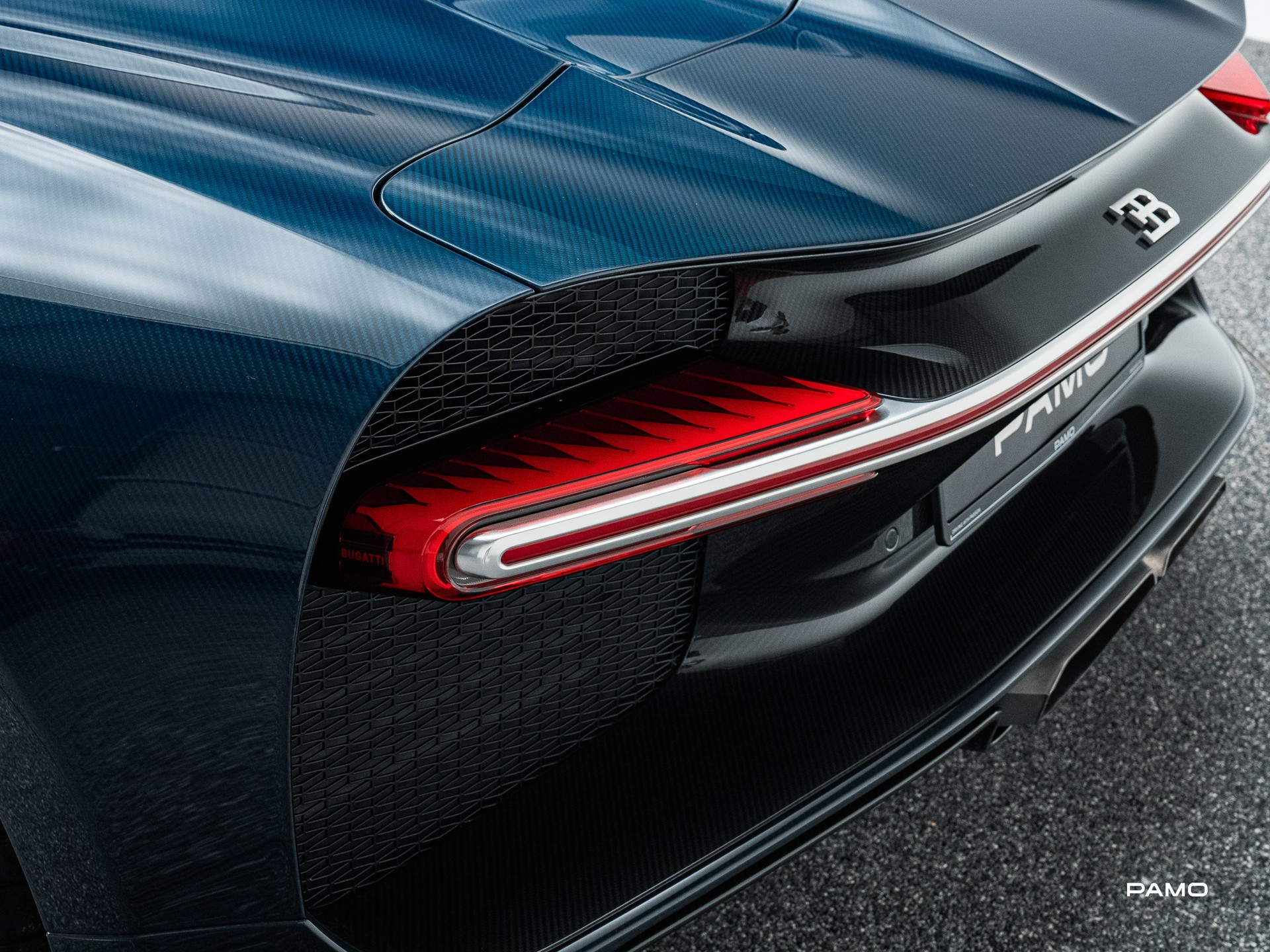 BUGATTI CHIRON-image-16