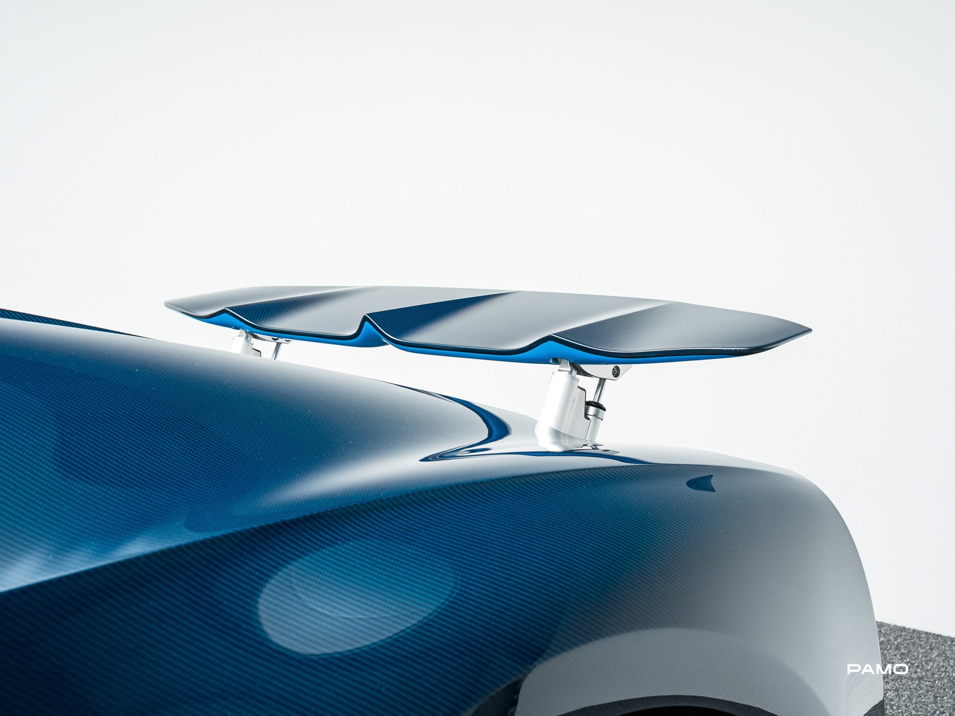 BUGATTI CHIRON-image-27