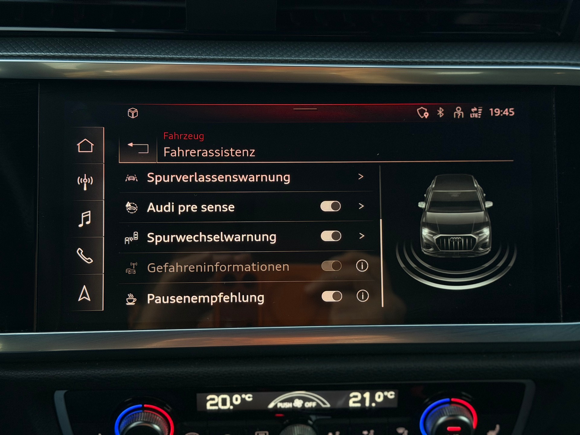 AUDI Q3 35 TFSI S line Attraction S-tronic-image-21