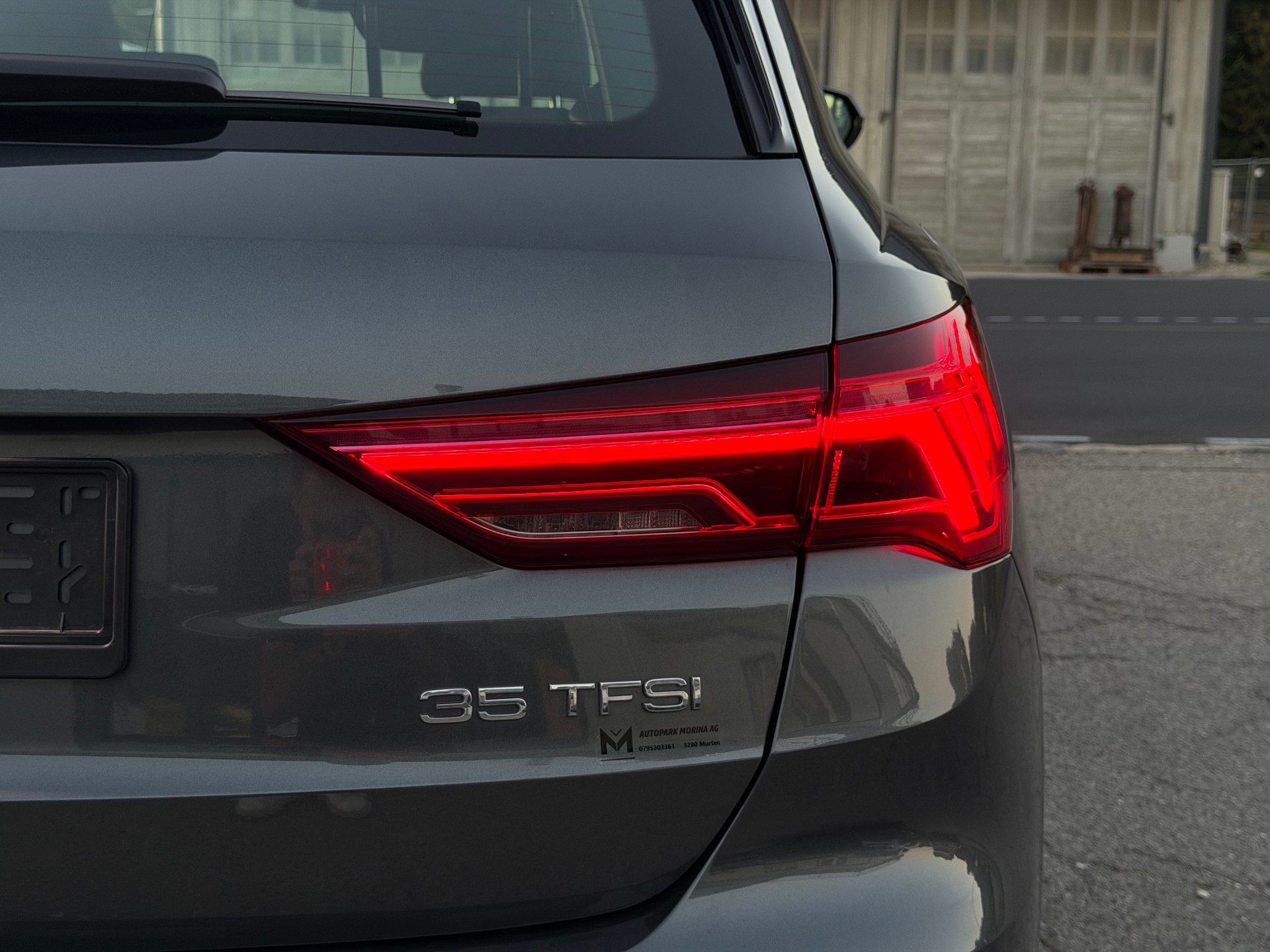 AUDI Q3 35 TFSI S line Attraction S-tronic-image-8