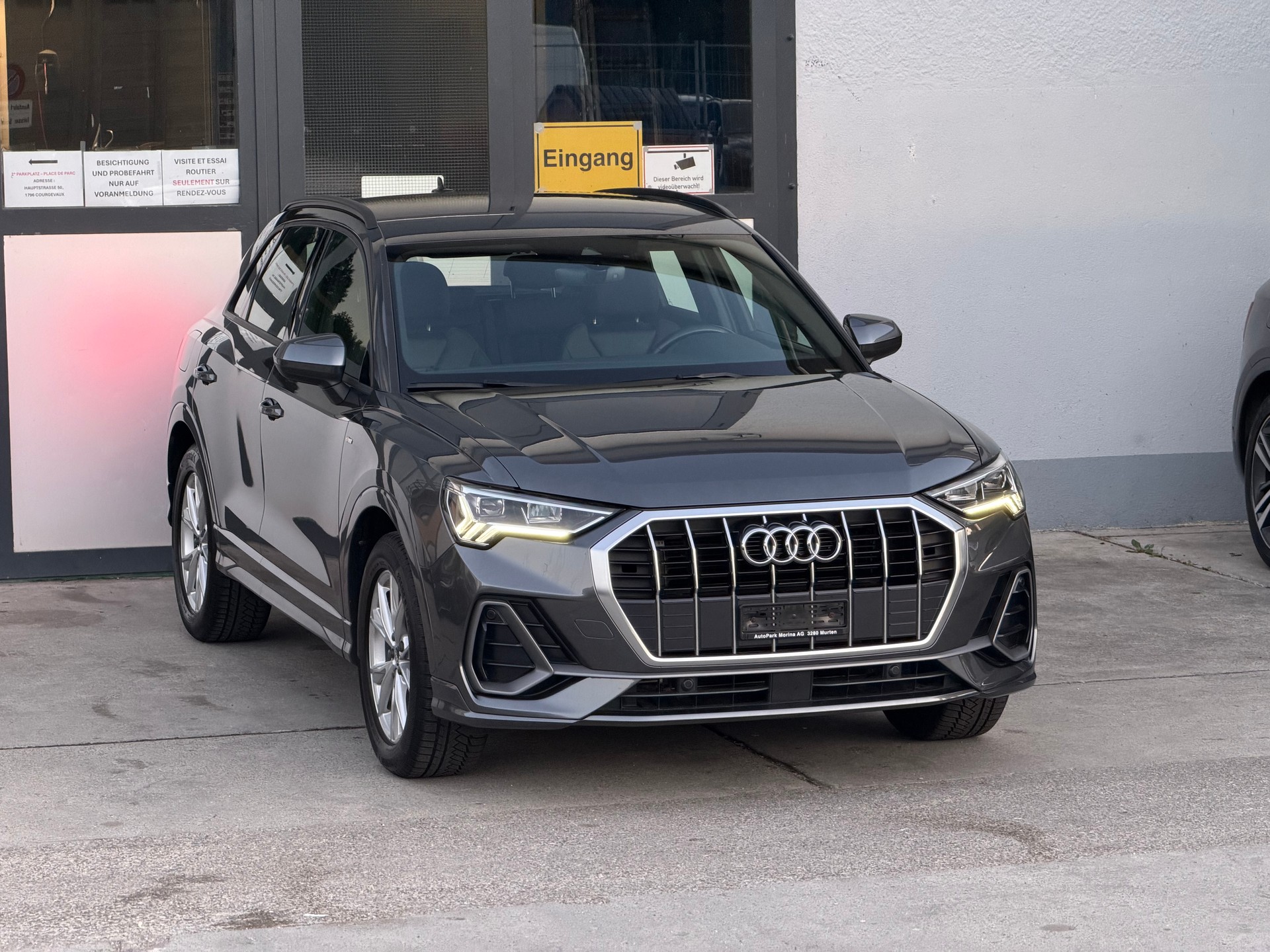 AUDI Q3 35 TFSI S line Attraction S-tronic-image-3