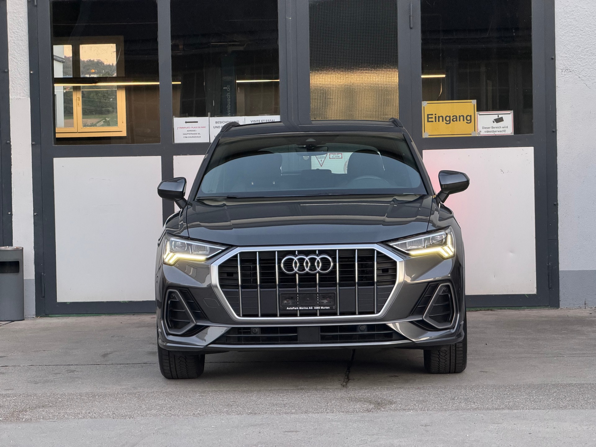 AUDI Q3 35 TFSI S line Attraction S-tronic-image-2