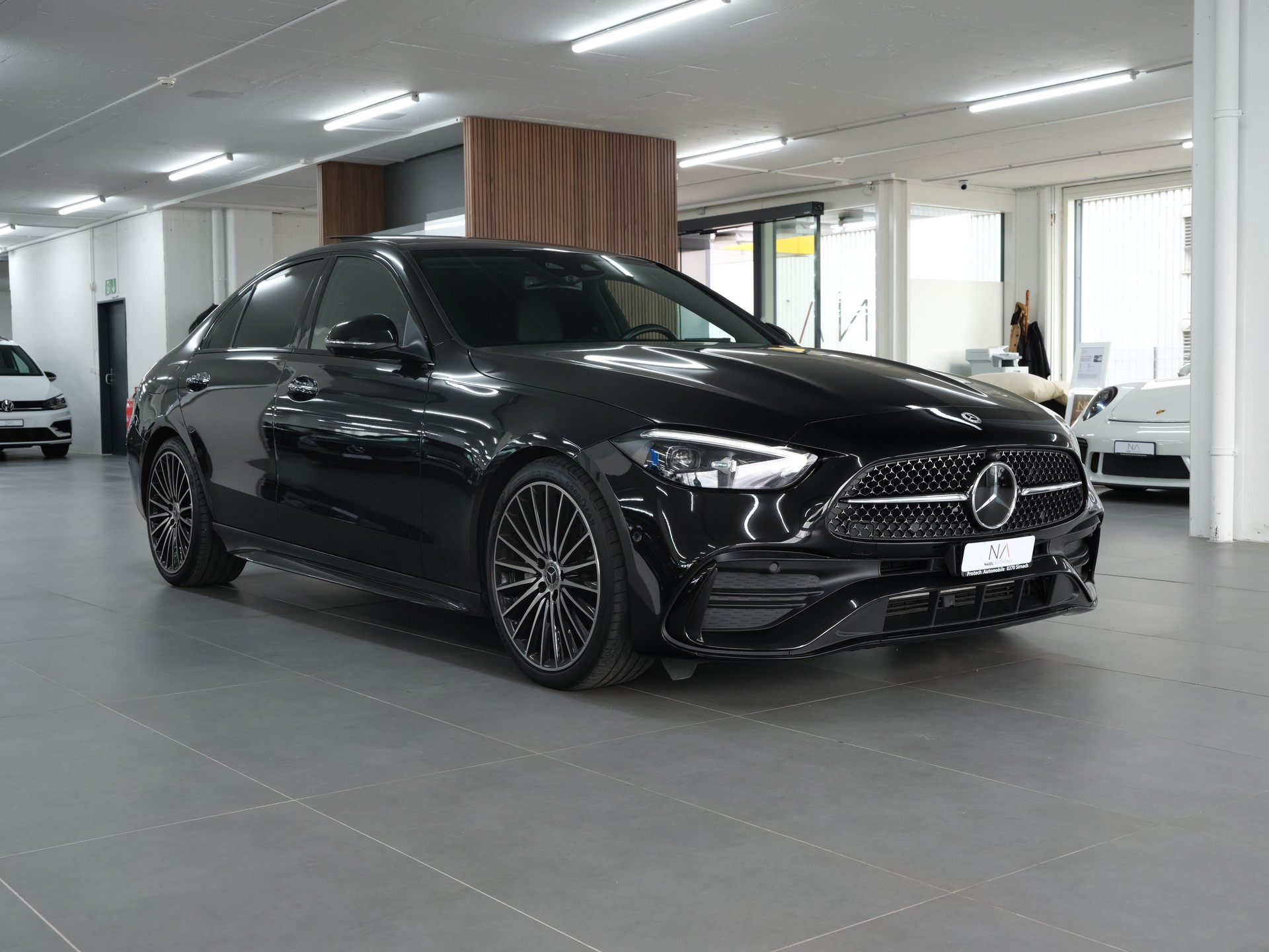 MERCEDES-BENZ C 300 4Matic AMG Line *Burmester* *Panorama* *360 Kamera*-image-1