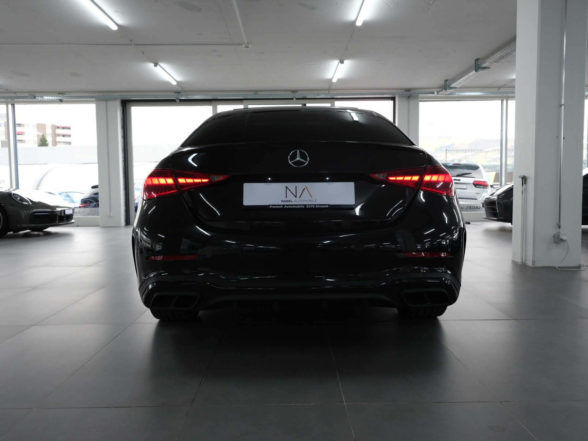 MERCEDES-BENZ C 300 4Matic AMG Line *Burmester* *Panorama* *360 Kamera*-image-3