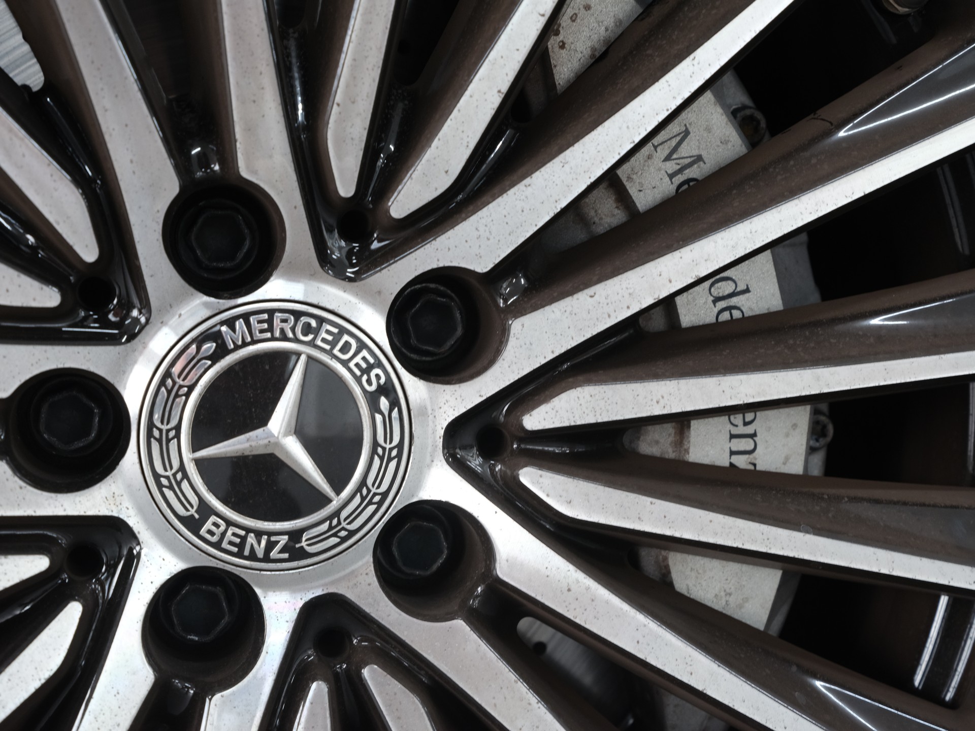 MERCEDES-BENZ C 300 4Matic AMG Line *Burmester* *Panorama* *360 Kamera*-image-13