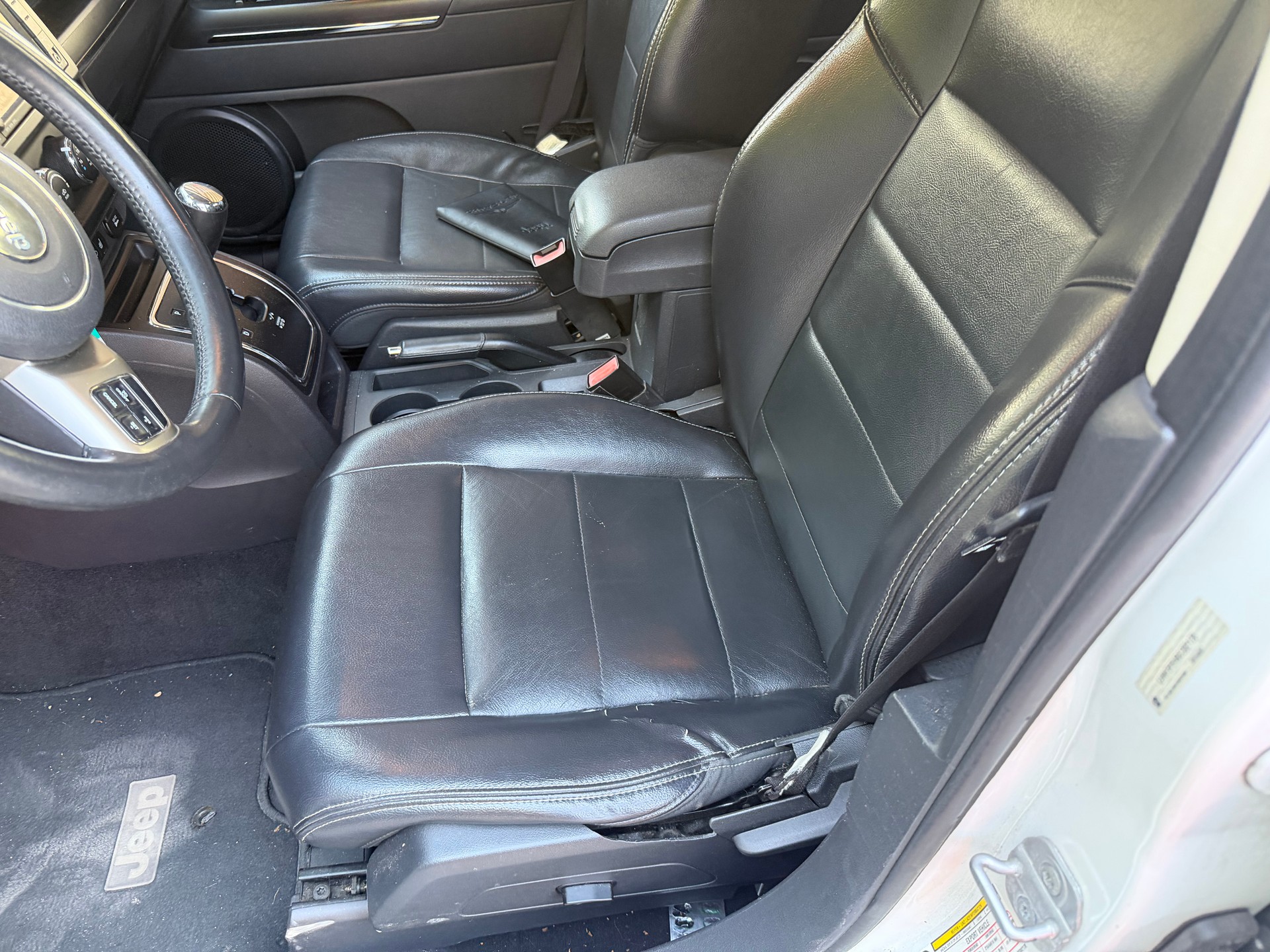 JEEP Compass 2.4 Limited CVT-image-7