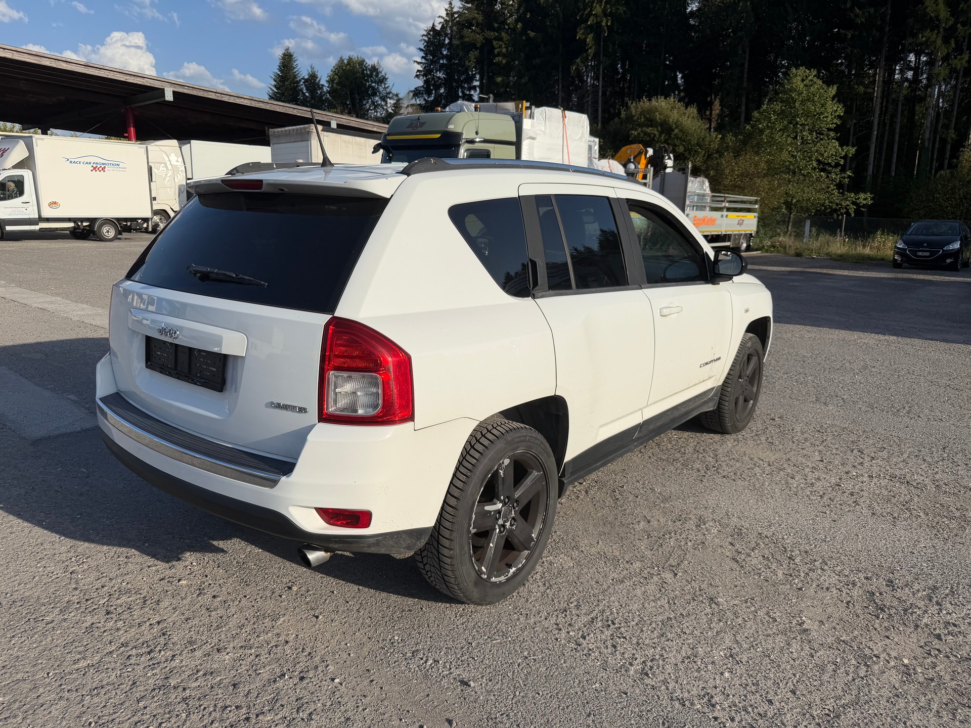 JEEP Compass 2.4 Limited CVT-image-3