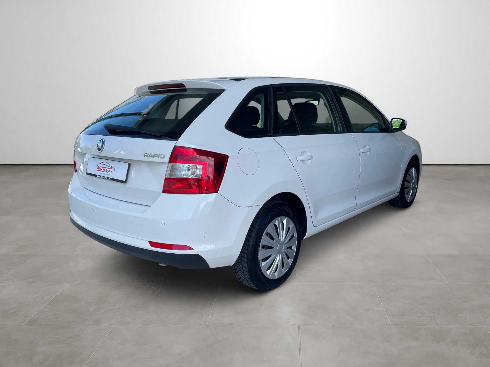SKODA Rapid Spaceback 1.2 TSI Style-image-4
