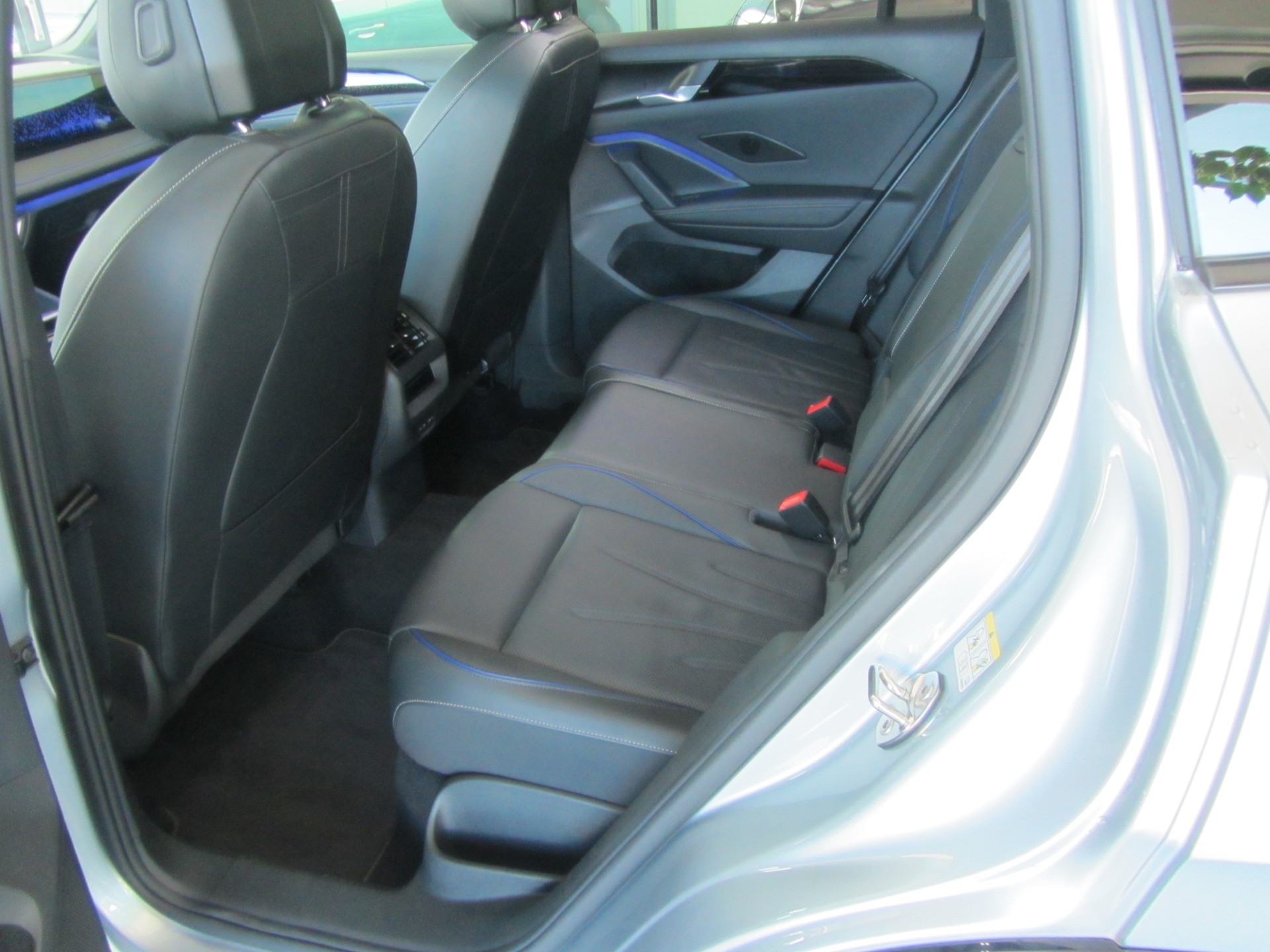VW Tiguan 2.0 TSI DSG R-Line 4Motion-image-5