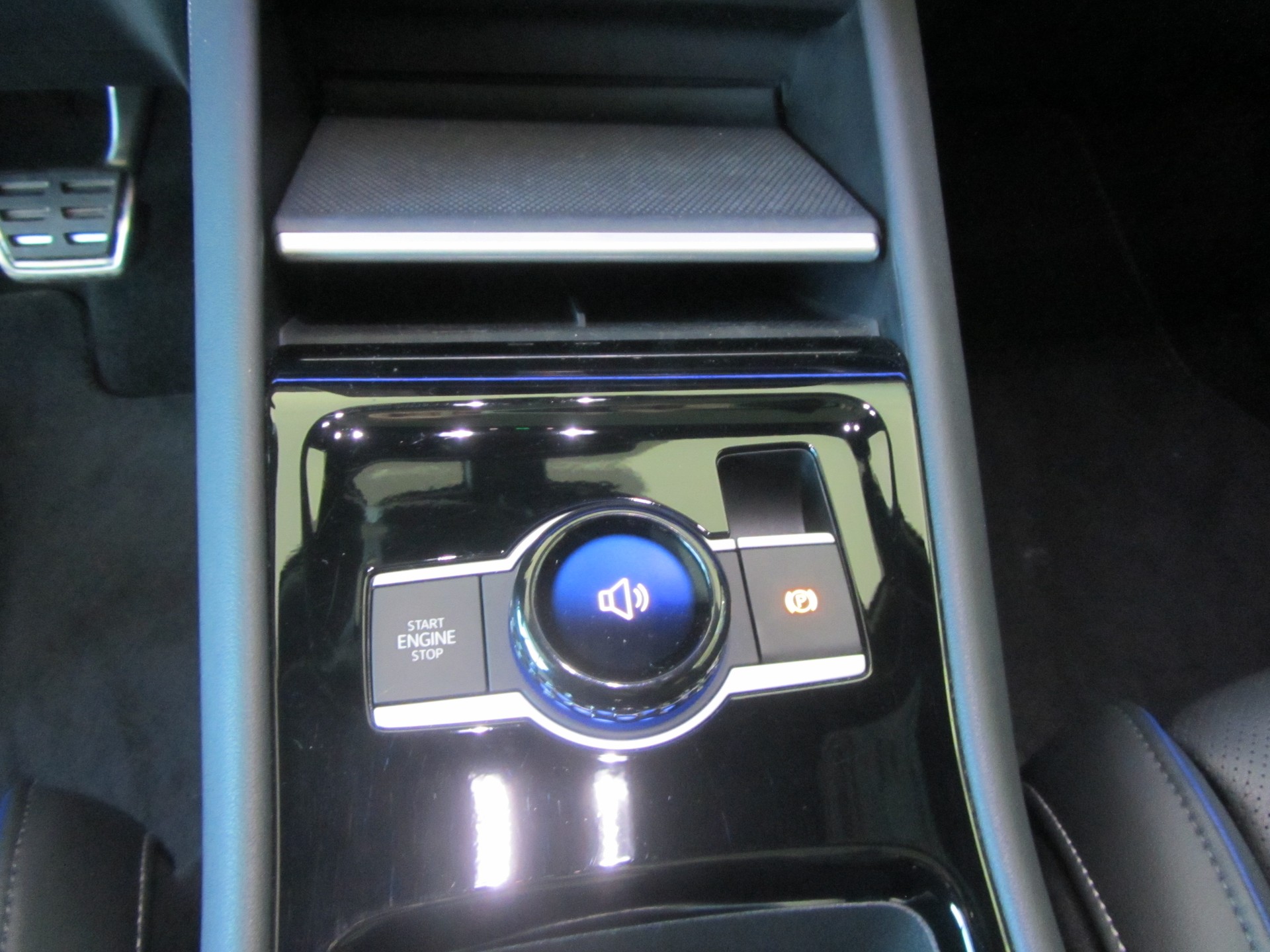 VW Tiguan 2.0 TSI DSG R-Line 4Motion-image-9