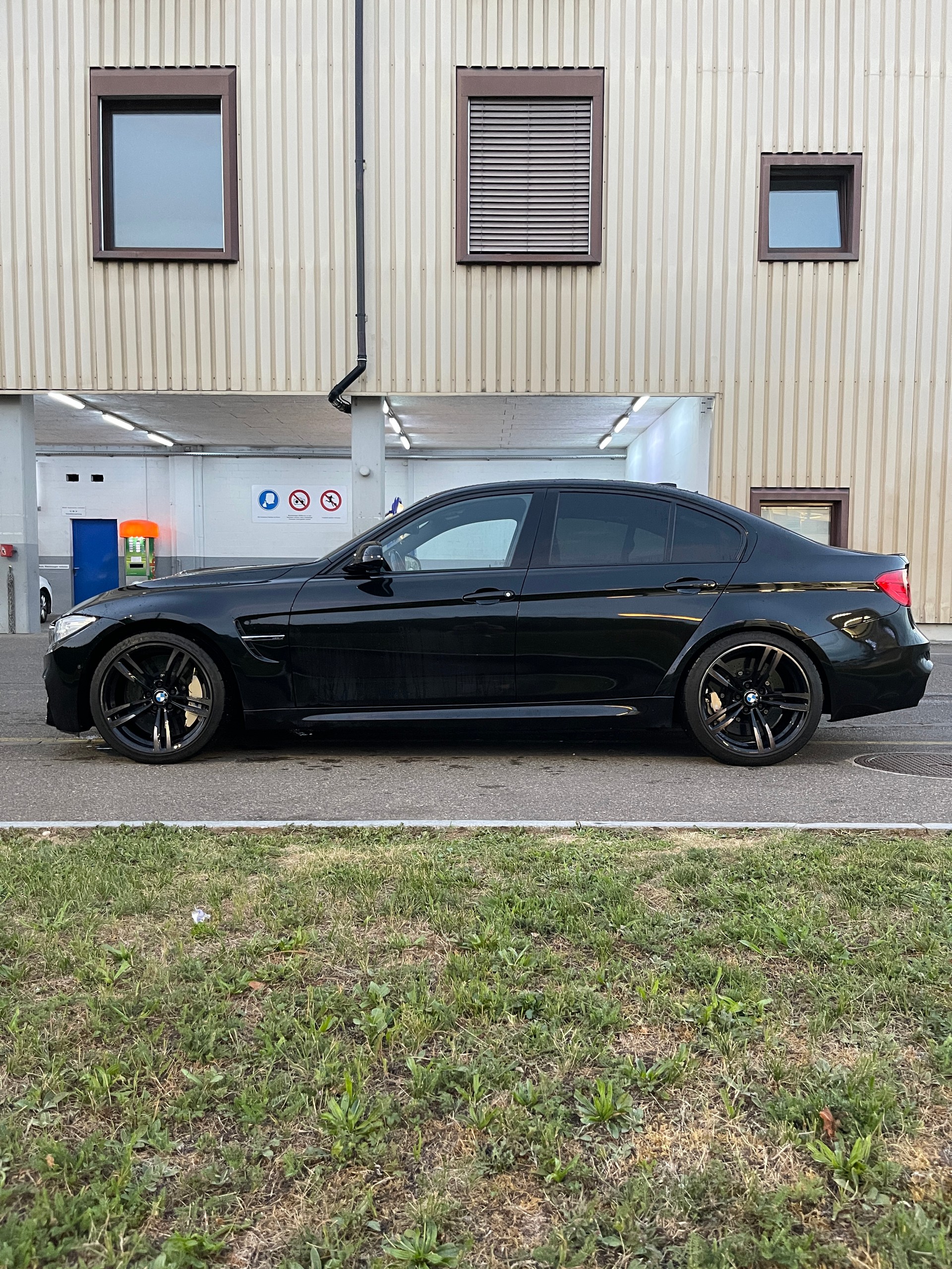 BMW M3 F80 Carbon-Ceramic Bremse-image-2