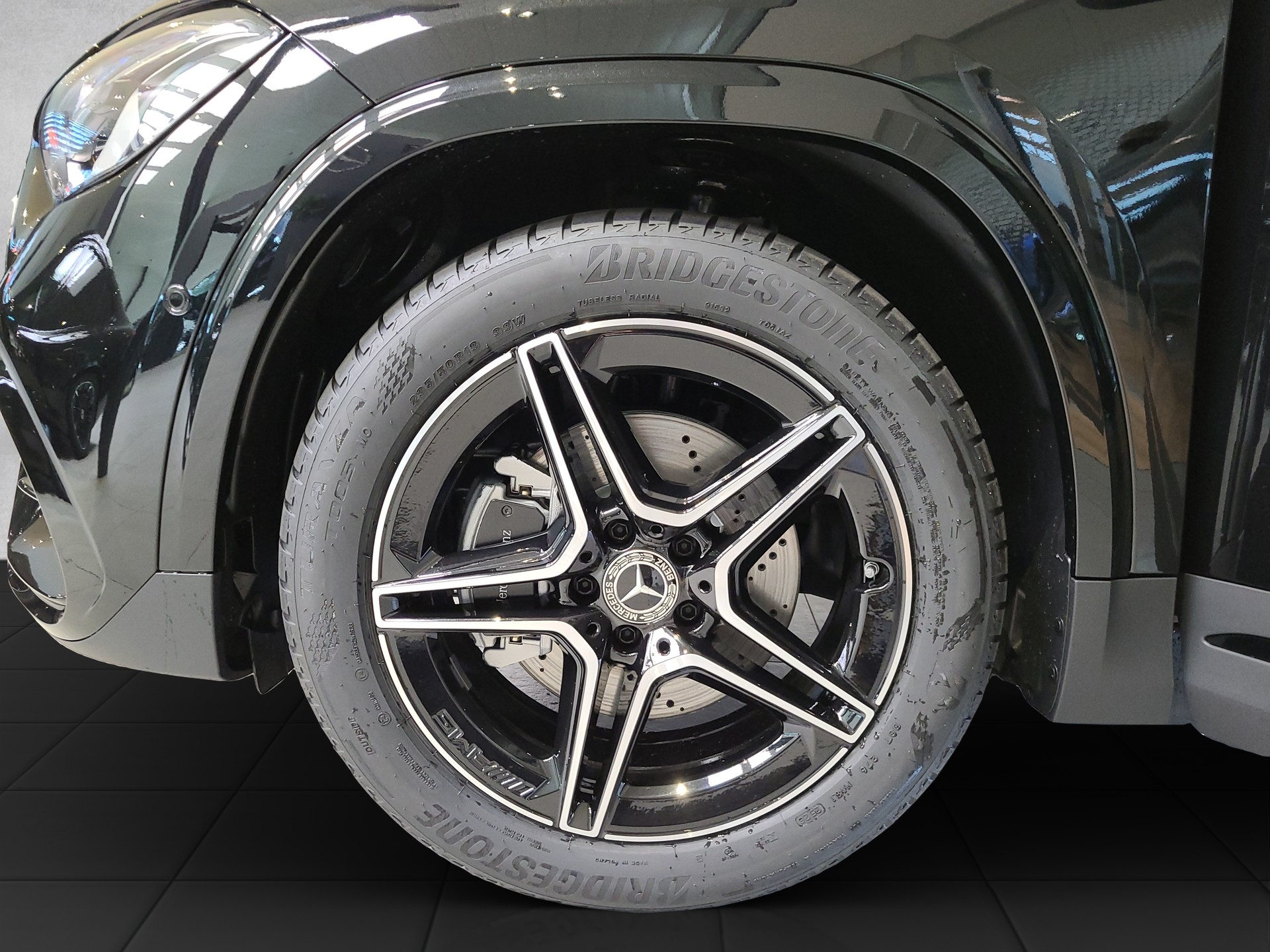 MERCEDES-BENZ GLA 200 Night Star AMG-image-8