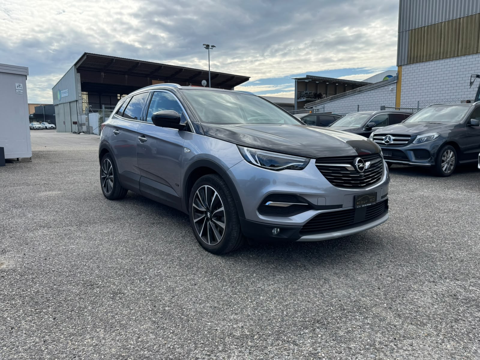 Car photo