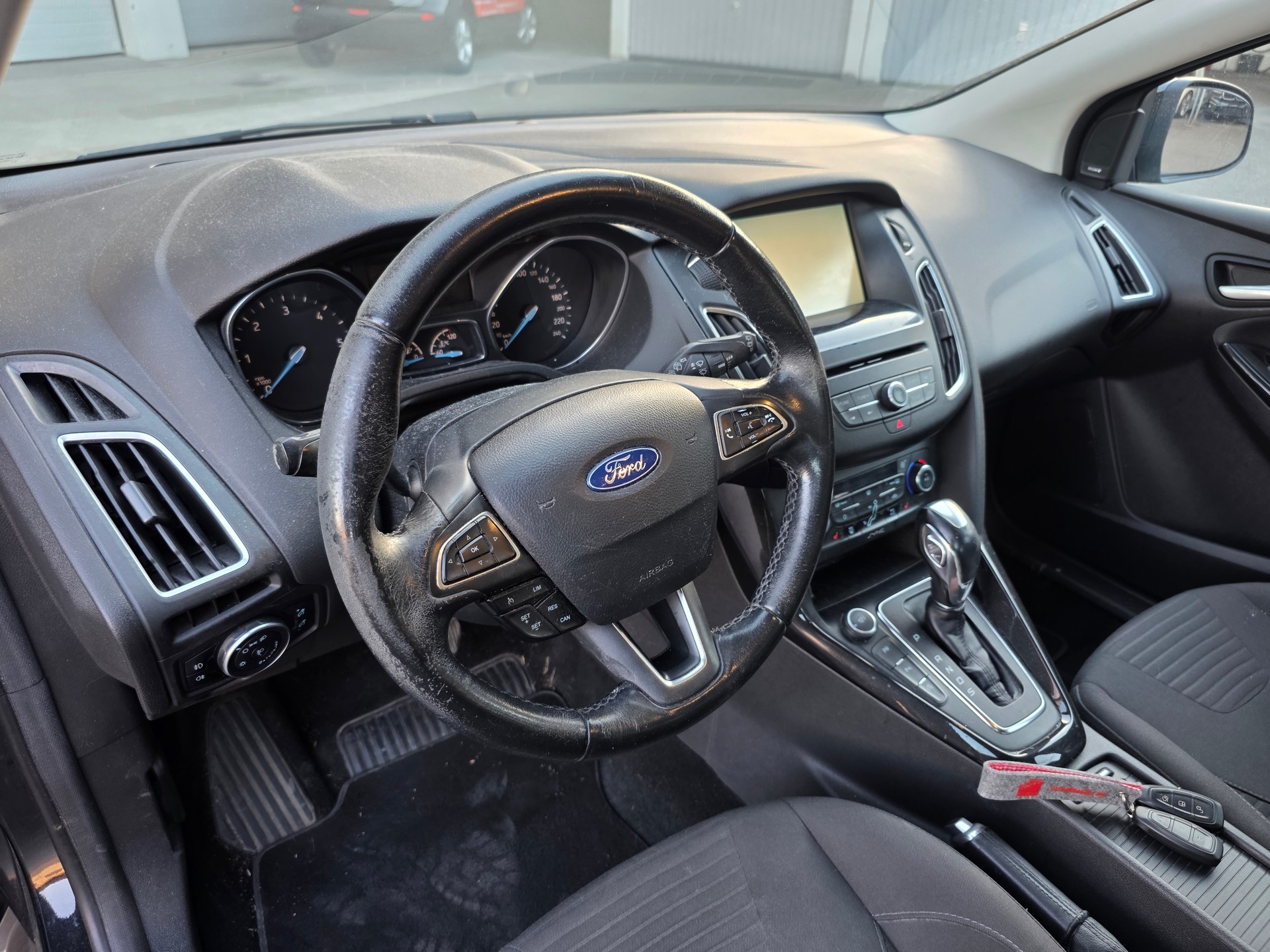 FORD Focus 2.0 TDCi Titanium Powershift-image-11
